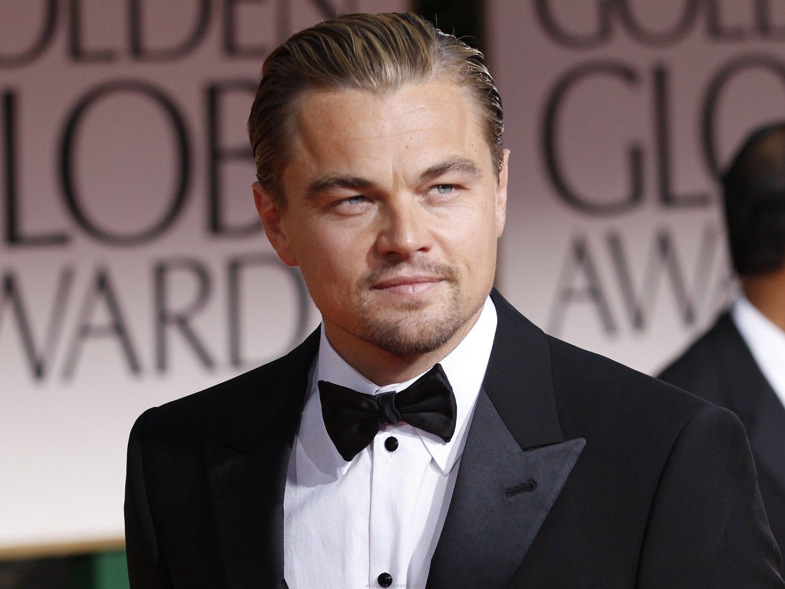 Leonardo DiCaprio Suit Bow Tie Desktop Wallpaper