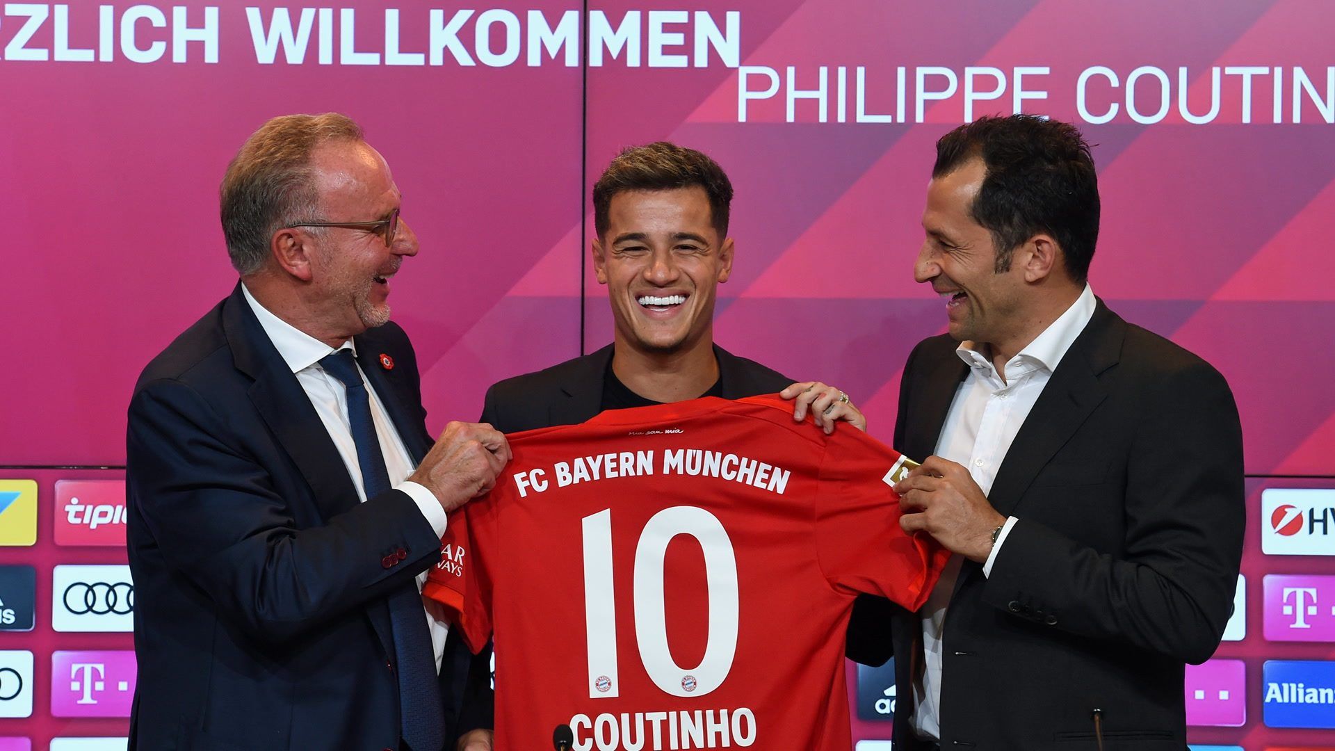 Bundesliga. Philippe Coutinho joins Bayern Munich on loan
