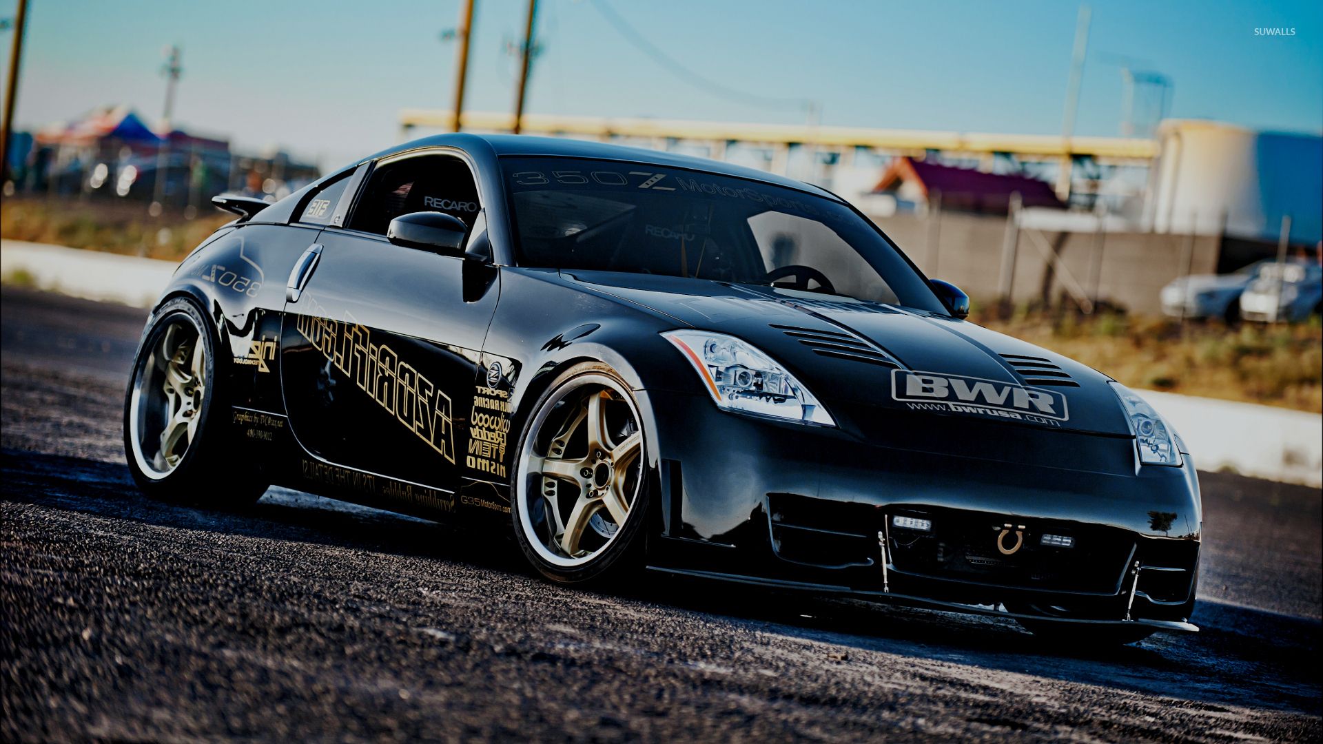 Front side view of a Nissan 350Z wallpaper wallpaper
