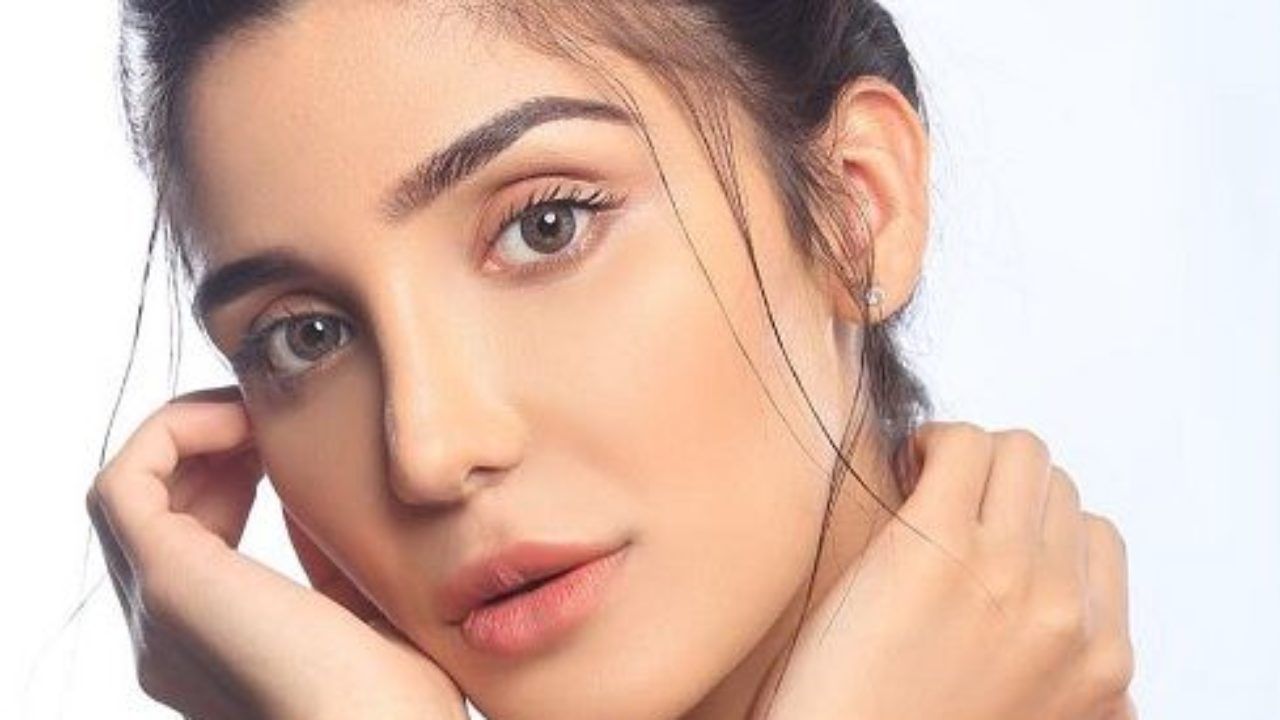 Swaalina Age, Family, Boyfriend, Biography & More StarsUnfolded