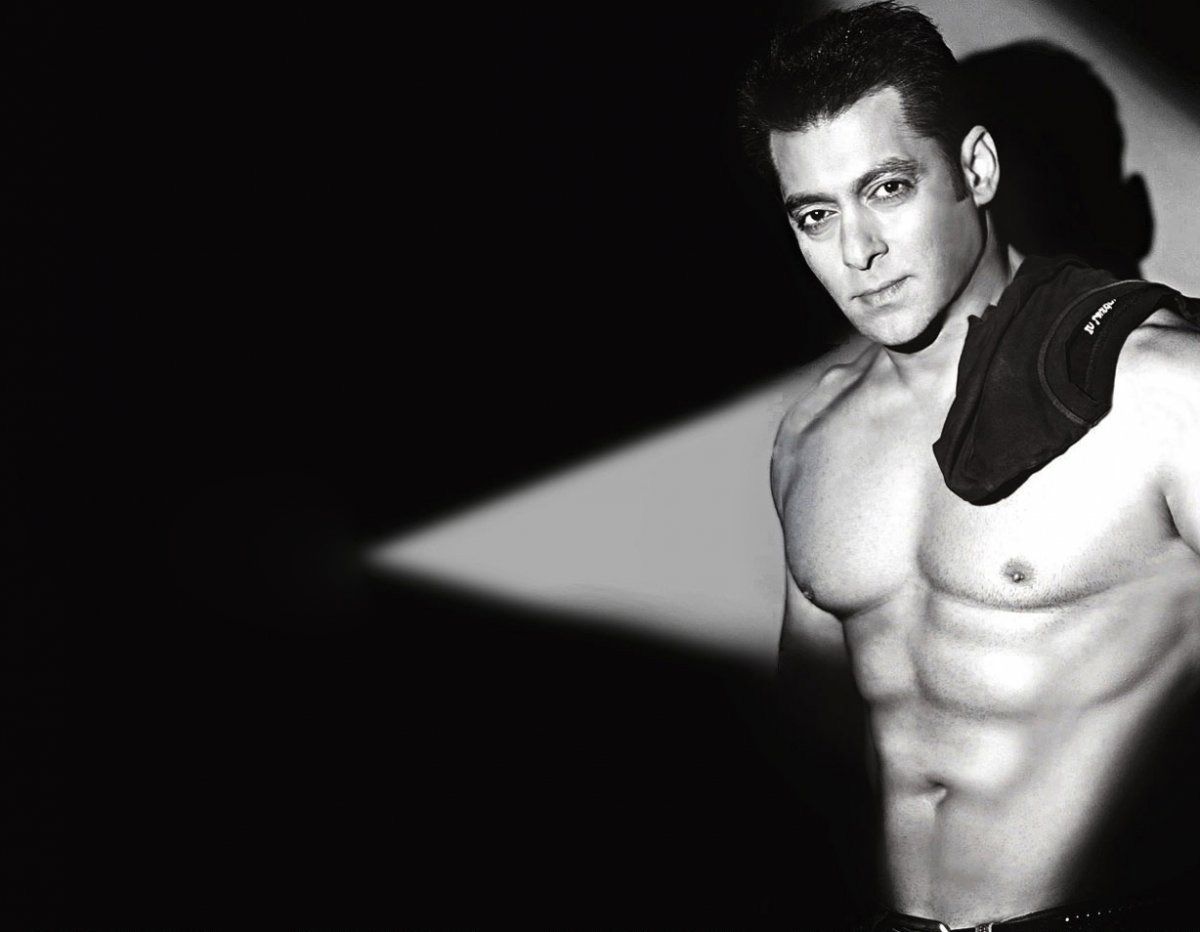 Collection of Salman Khan's Shirtless Photo. Salman khan