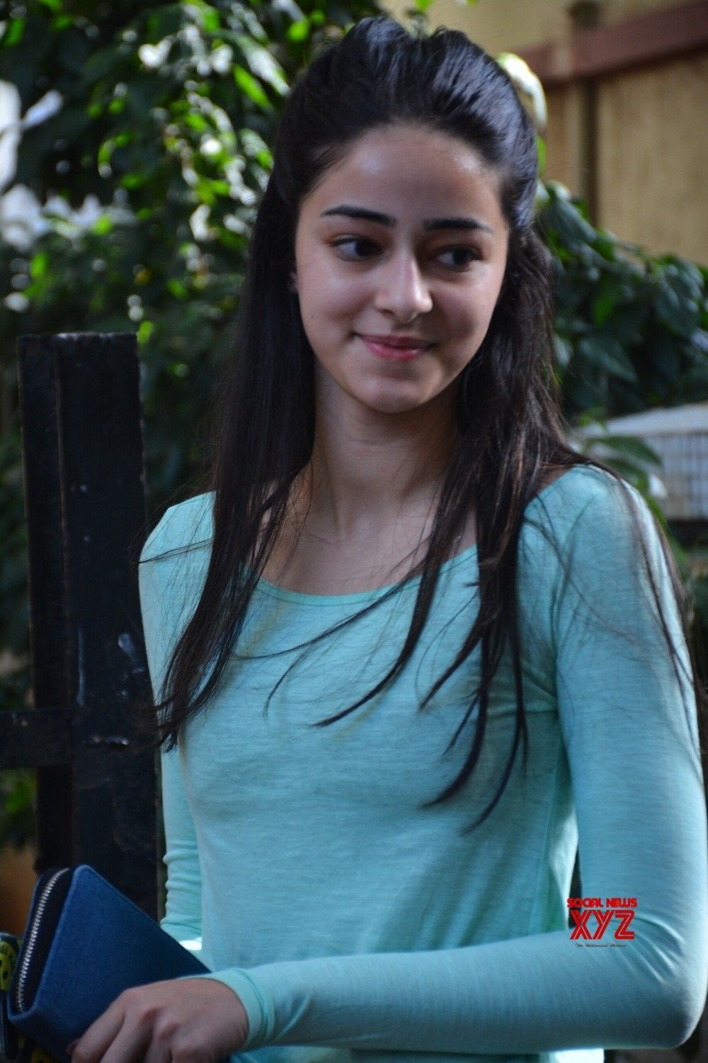 Mumbai: Ananya Pandey seen at Mumbai's Bandra #Gallery