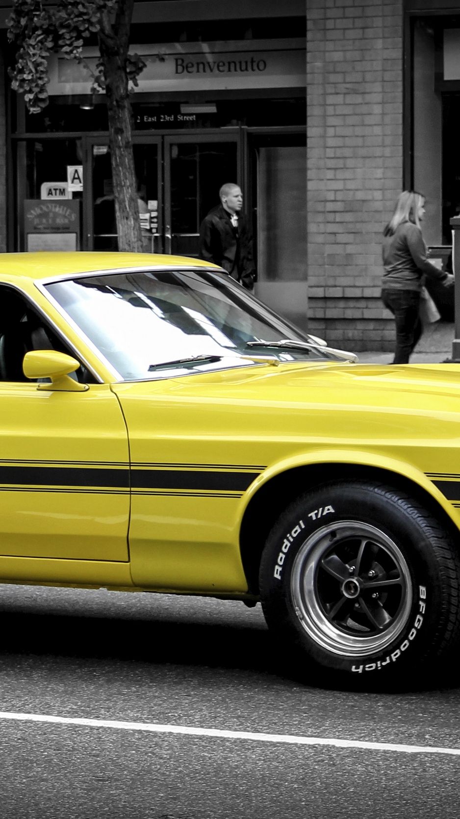 Download wallpaper 938x1668 ford mustang, gt, muscle car, yellow
