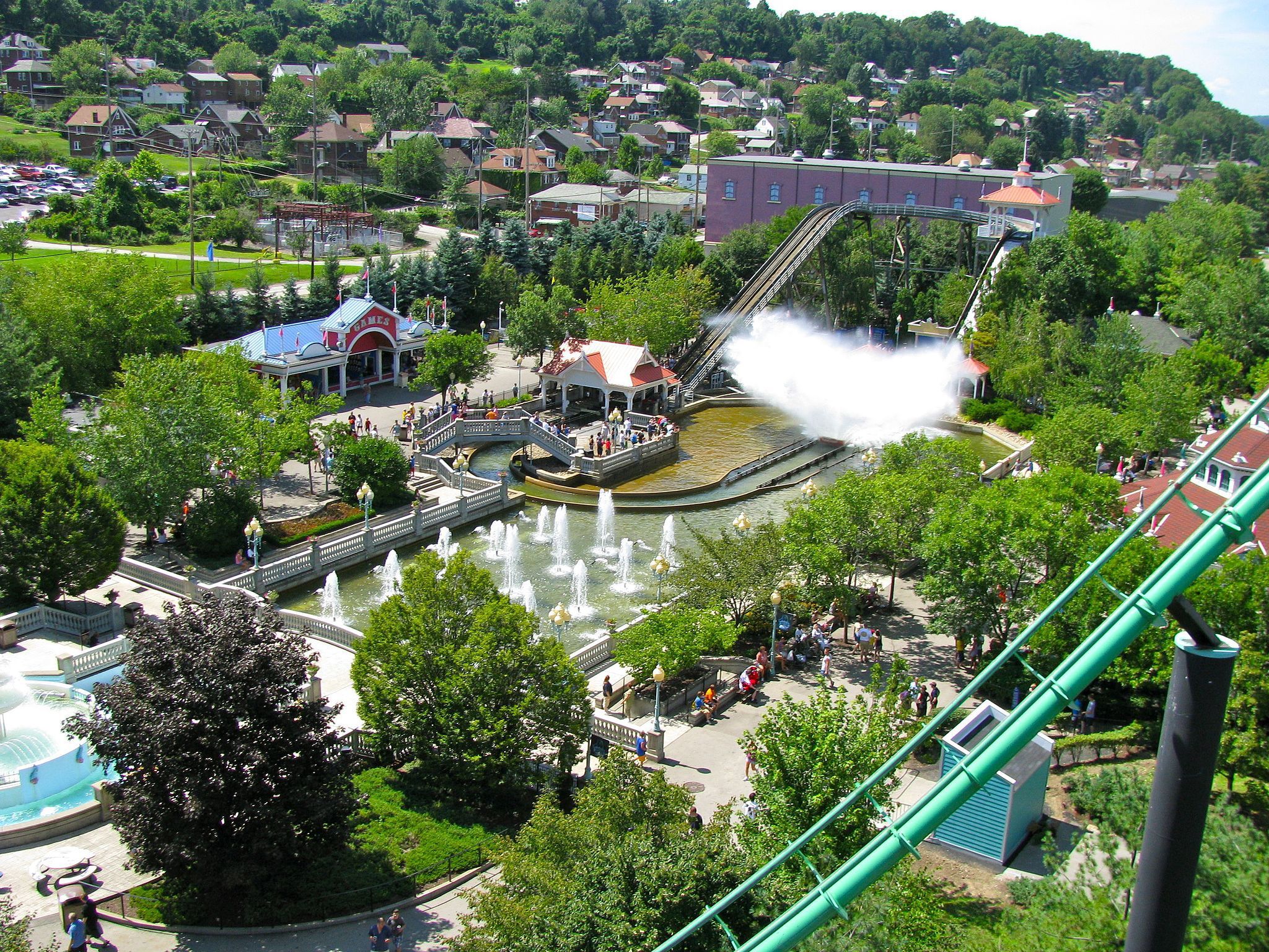 Kennywood Amusement Park Information, Hours, and Tickets
