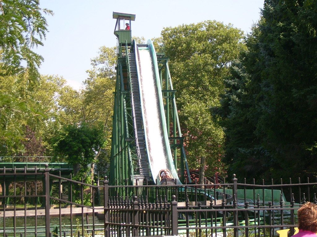 Log Jammer. A classic that I can remember riding with my en