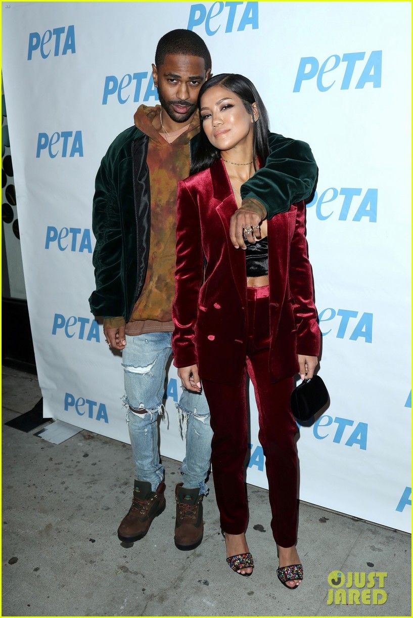 Jhene Aiko & Big Sean Couple Up PETA Exhibition Opening Night