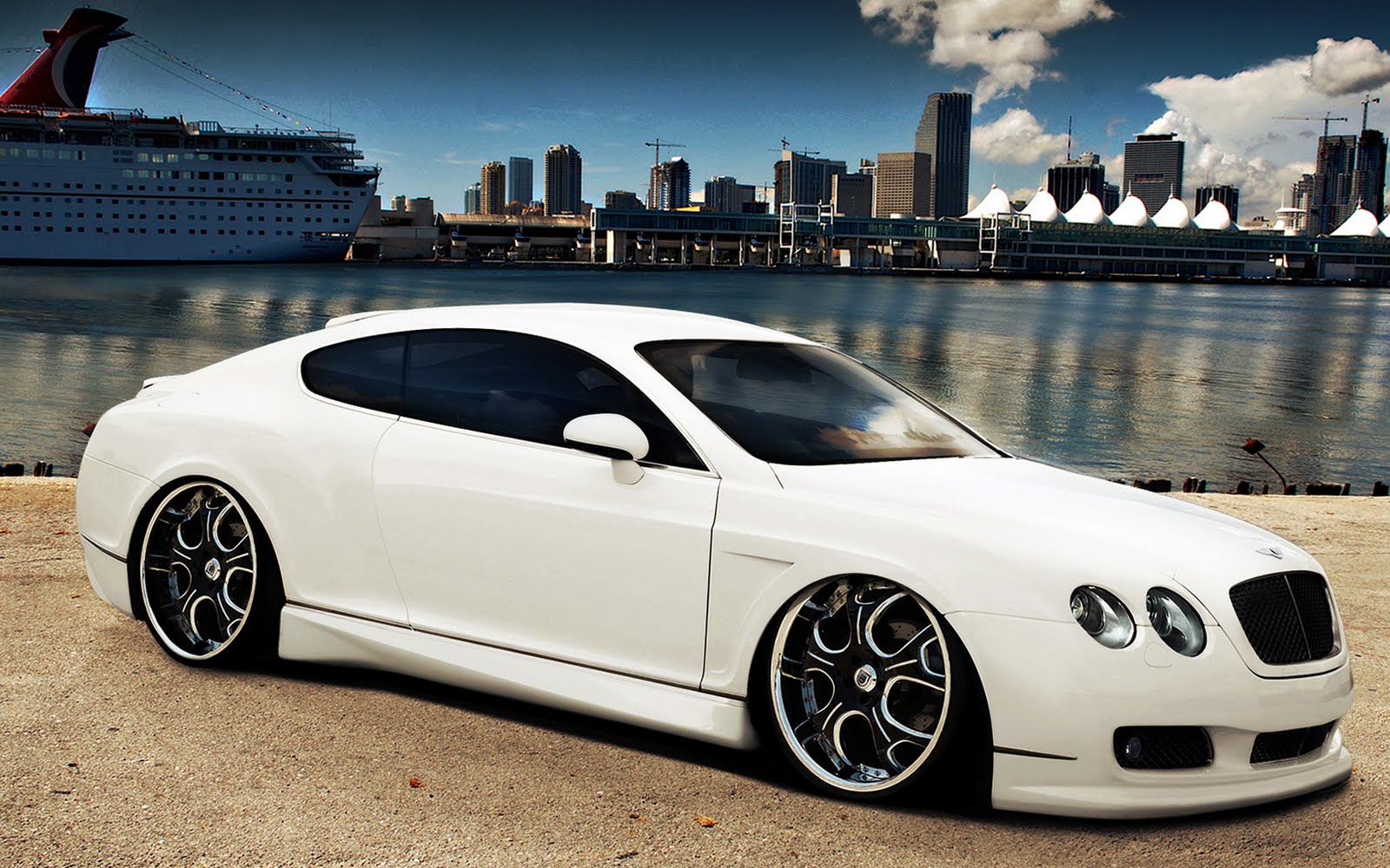 Cars White Desktop Wallpapers - Wallpaper Cave