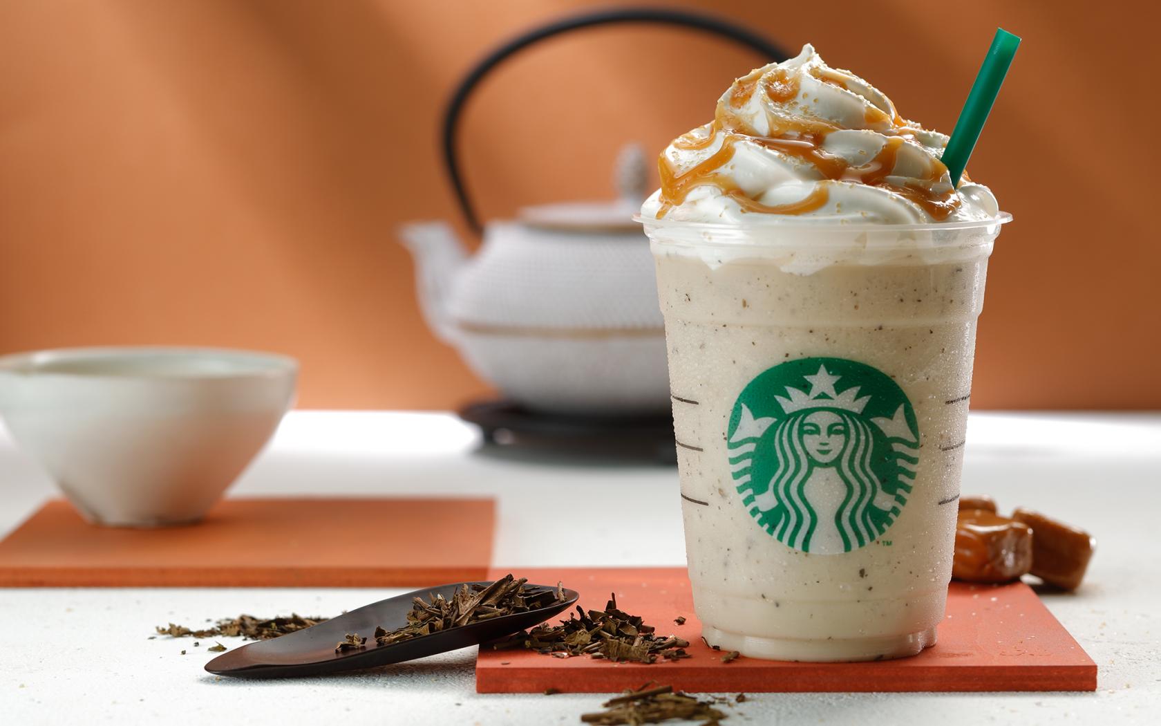 Cute Starbucks Wallpapers with Hojicha Crème Frappuccino.