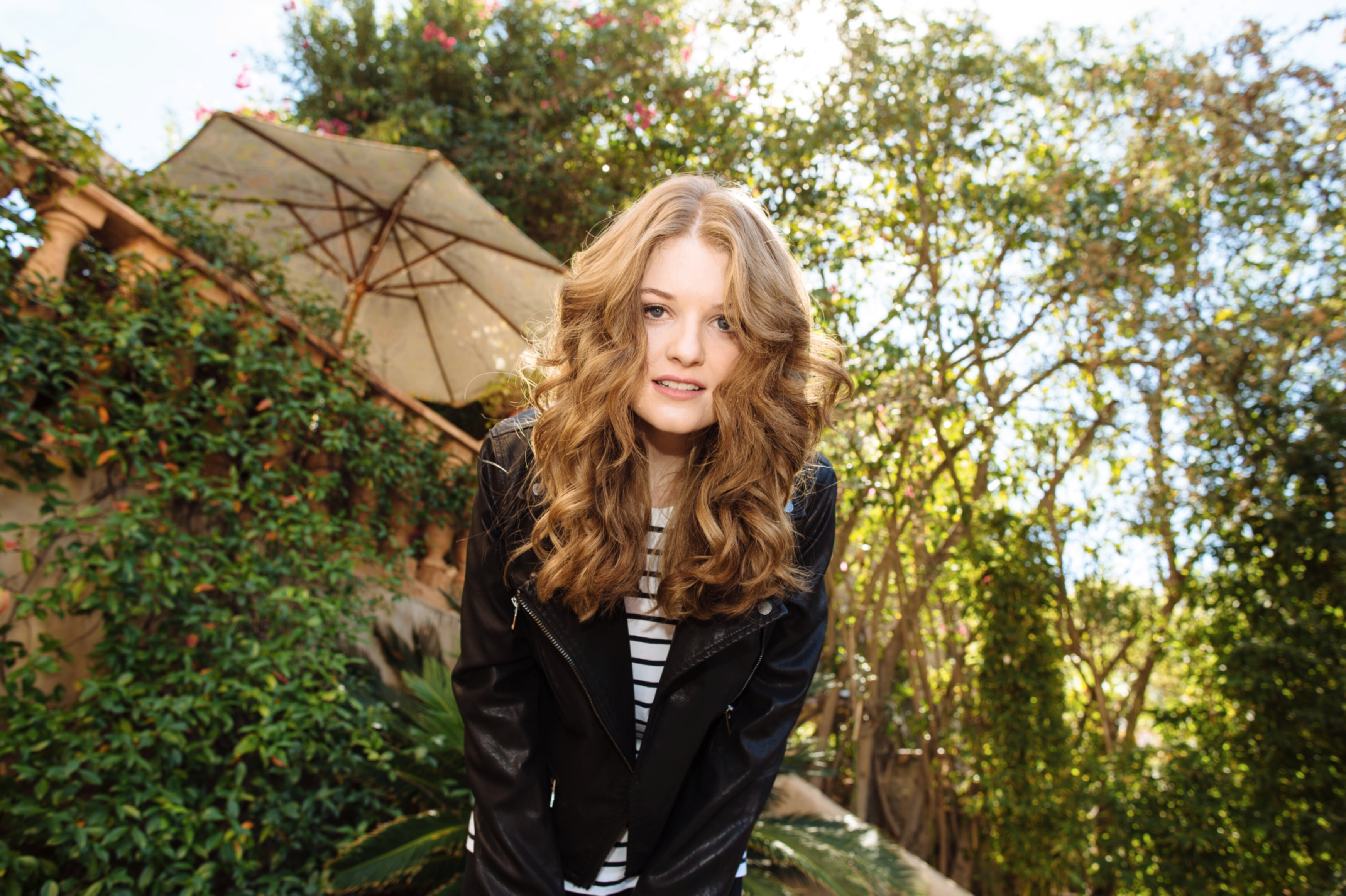 Meegan Warner HD Wallpaper