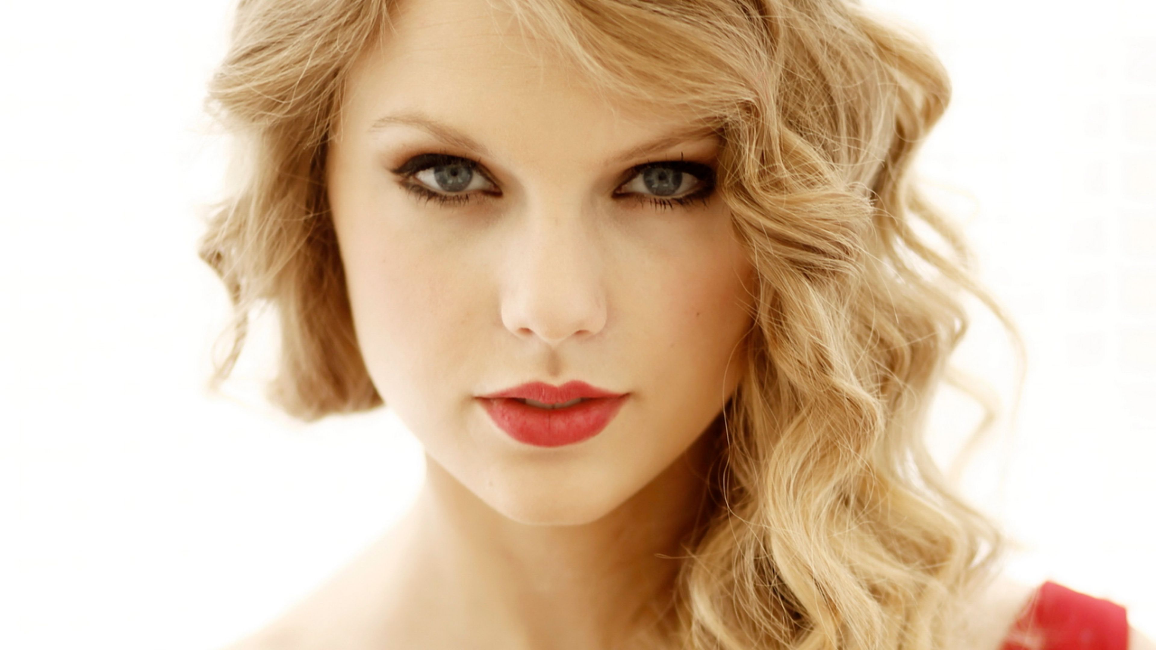 Free download Cute Taylor Swift 4K Wallpaper 4K Wallpaper