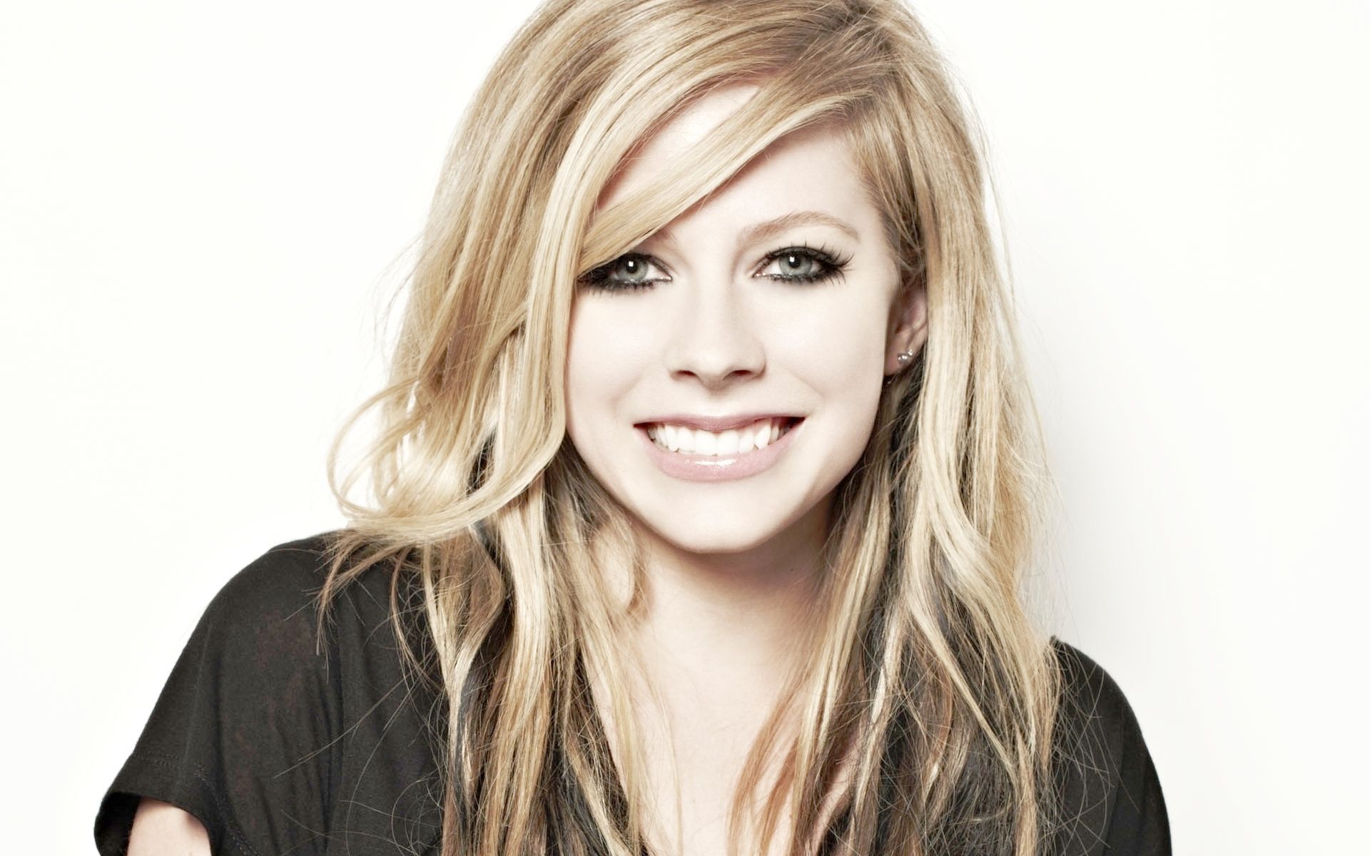 Most viewed Avril Lavigne wallpaperK Wallpaper