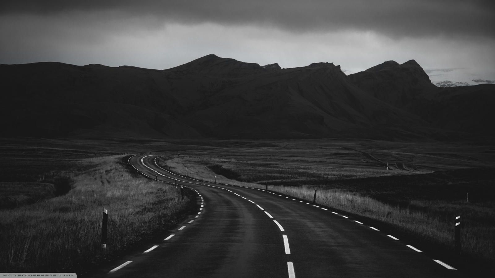 Road In Black And White download high quality desktop wallpaper