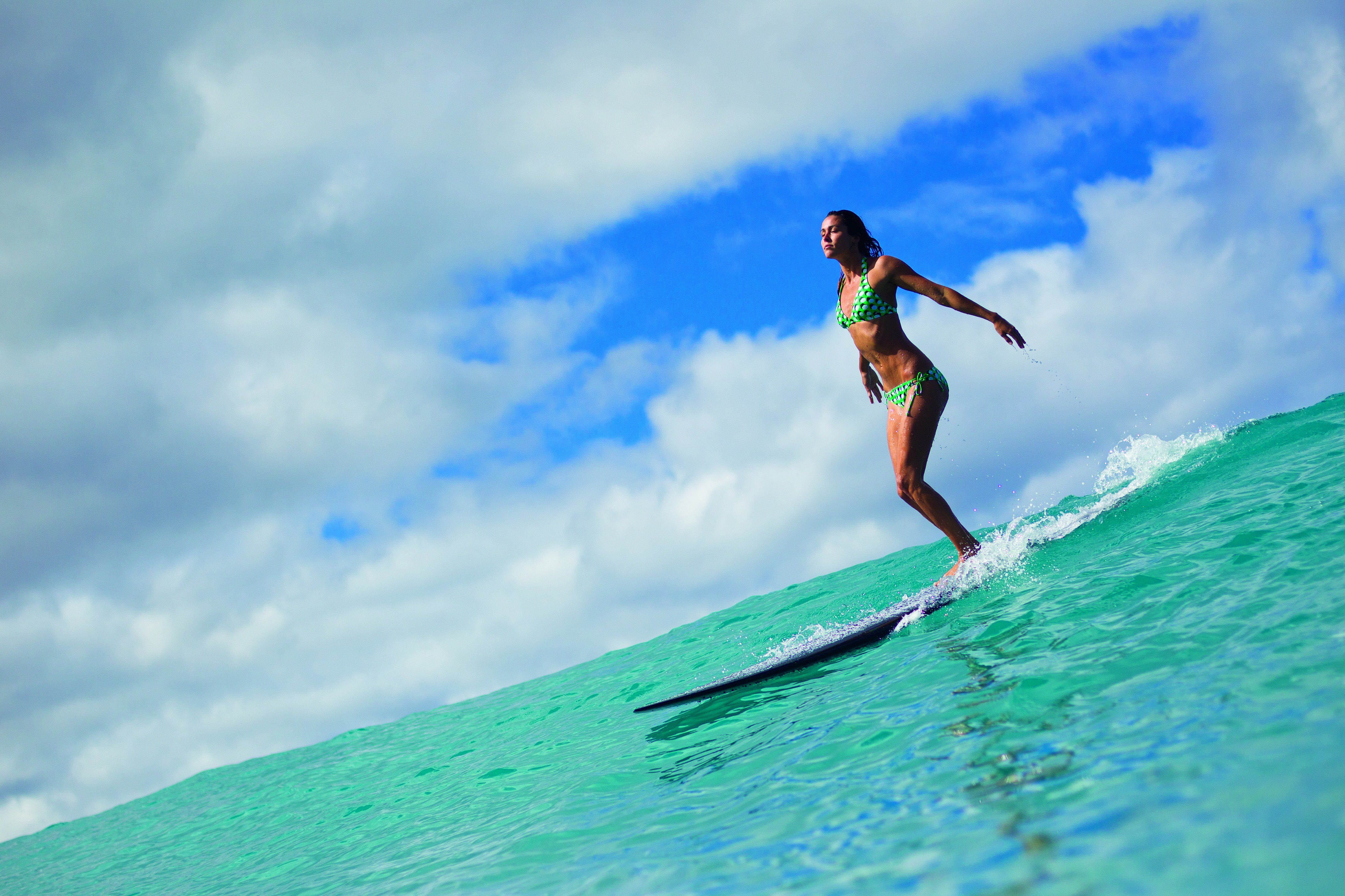 Board ocean girl surf surfing bikini babe wallpaperx3264