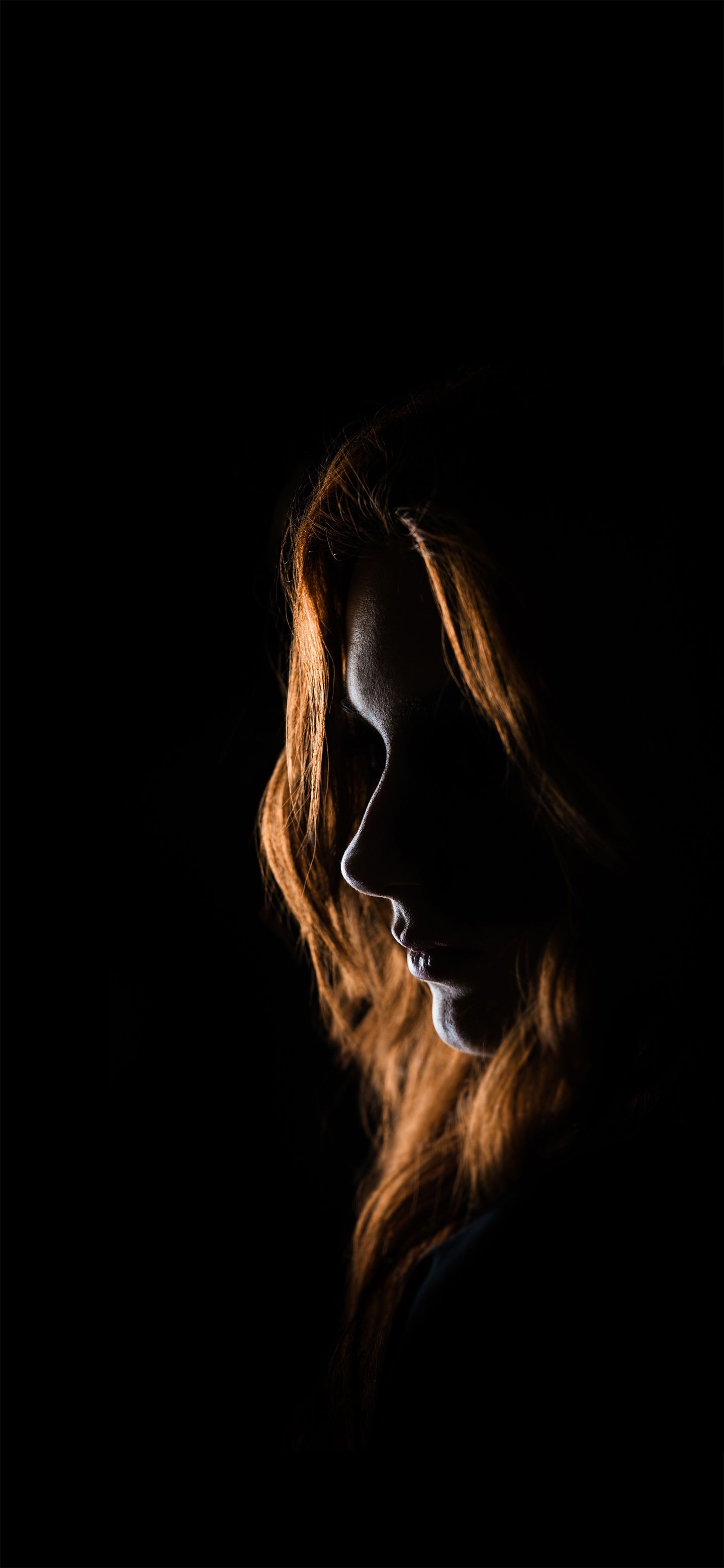 Redhead Amoled Wallpaper