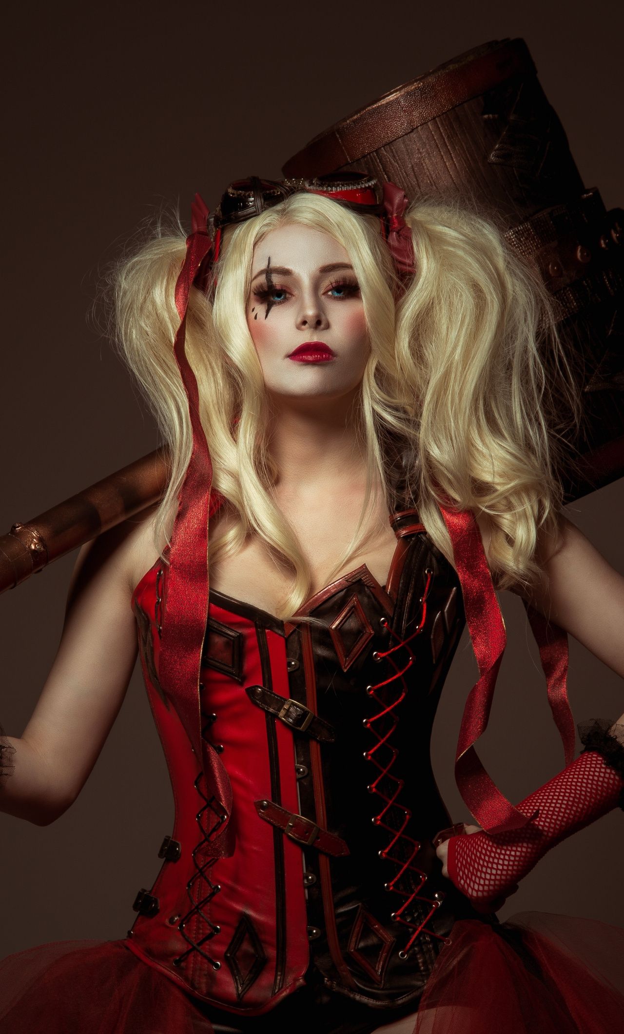 Download 1280x2120 wallpaper harley quinn, cosplay, girl model