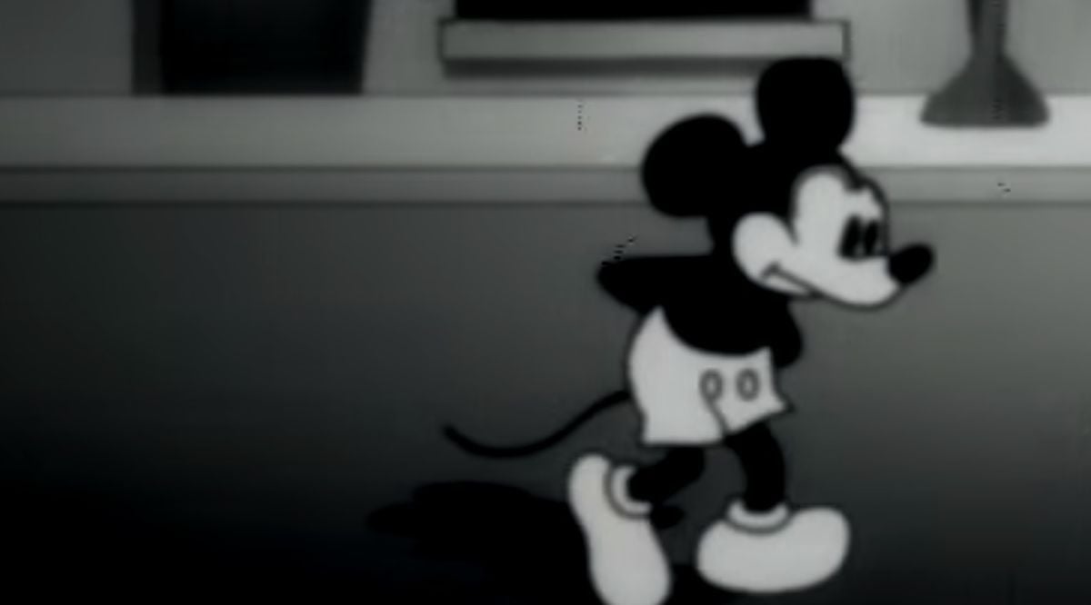 A Closer Look at the Nightmarish Legend of “Suicide Mouse”