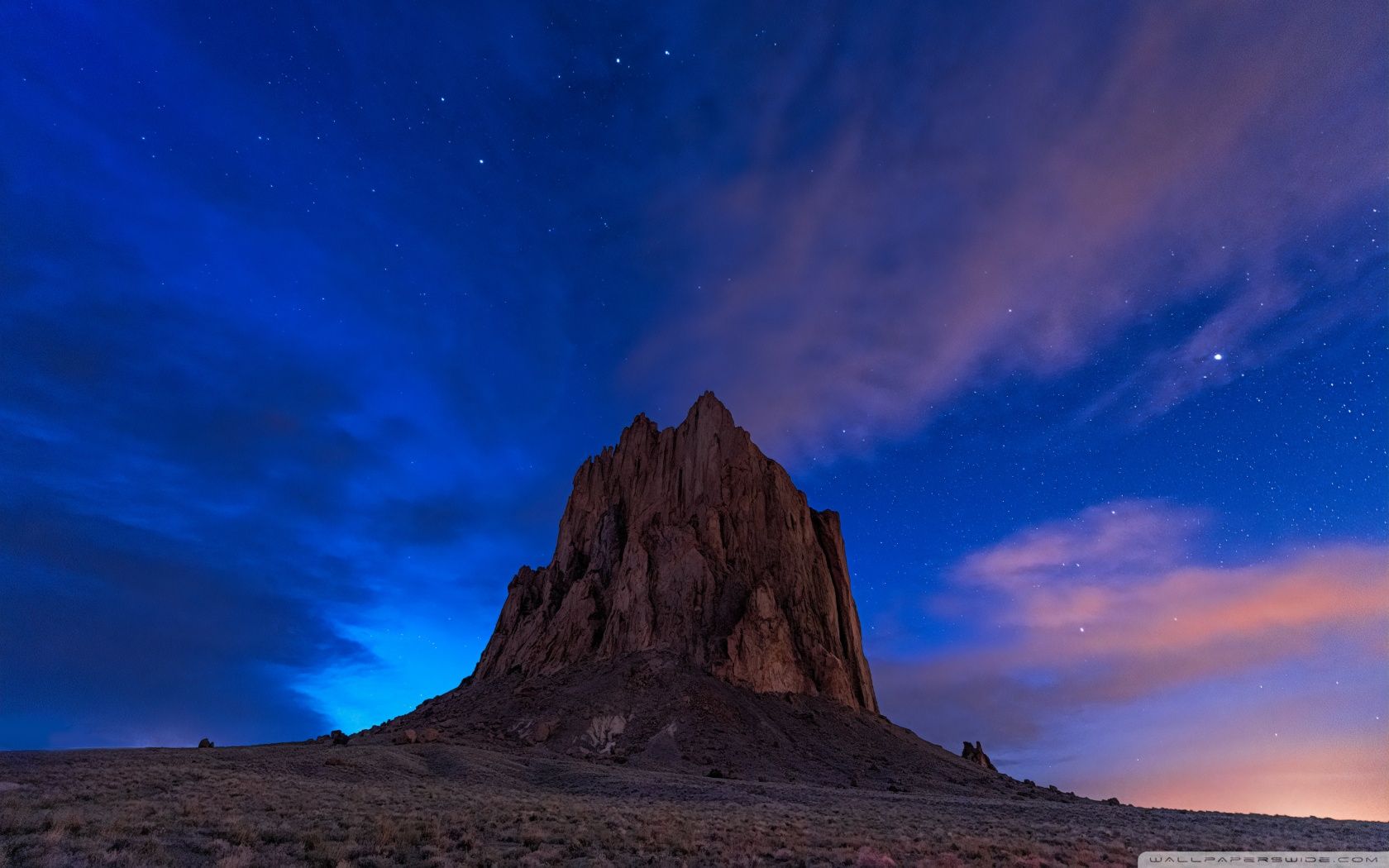 Shiprock rock formation, New Mexico Ultra HD Desktop Background