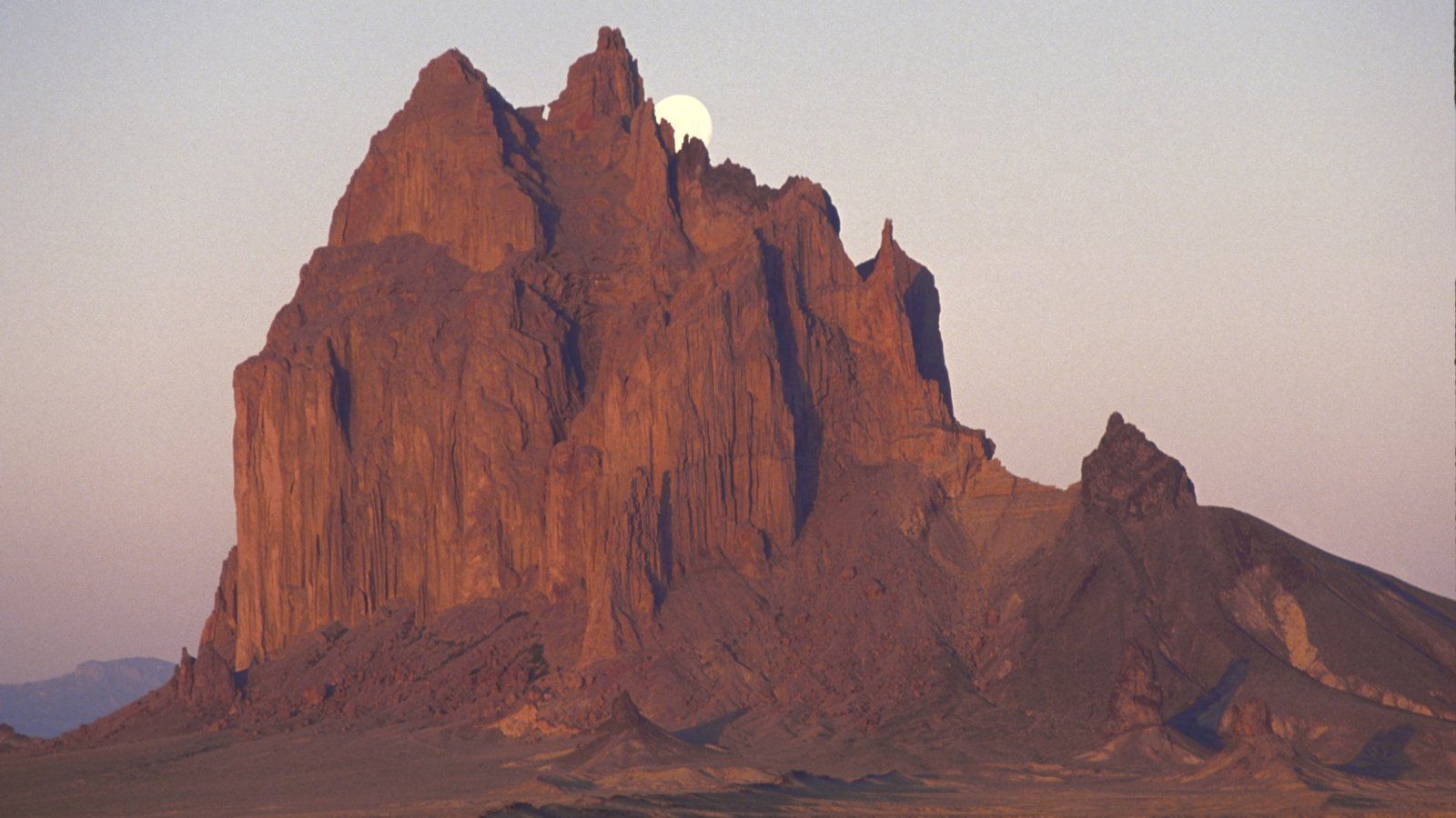 Shiprock rock formation Picture: View Photo & Image of Shiprock