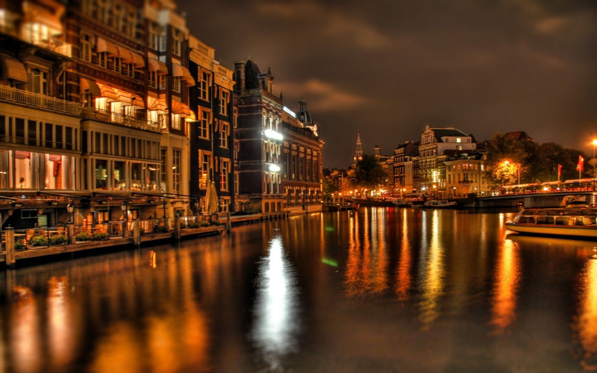 Night In Amsterdam