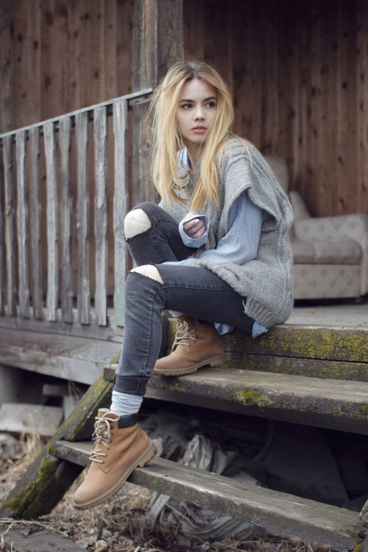 women, Blonde, Jeans, Villages, Stairs, Long hair HD Wallpaper / Desktop and Mobile Image & Photo