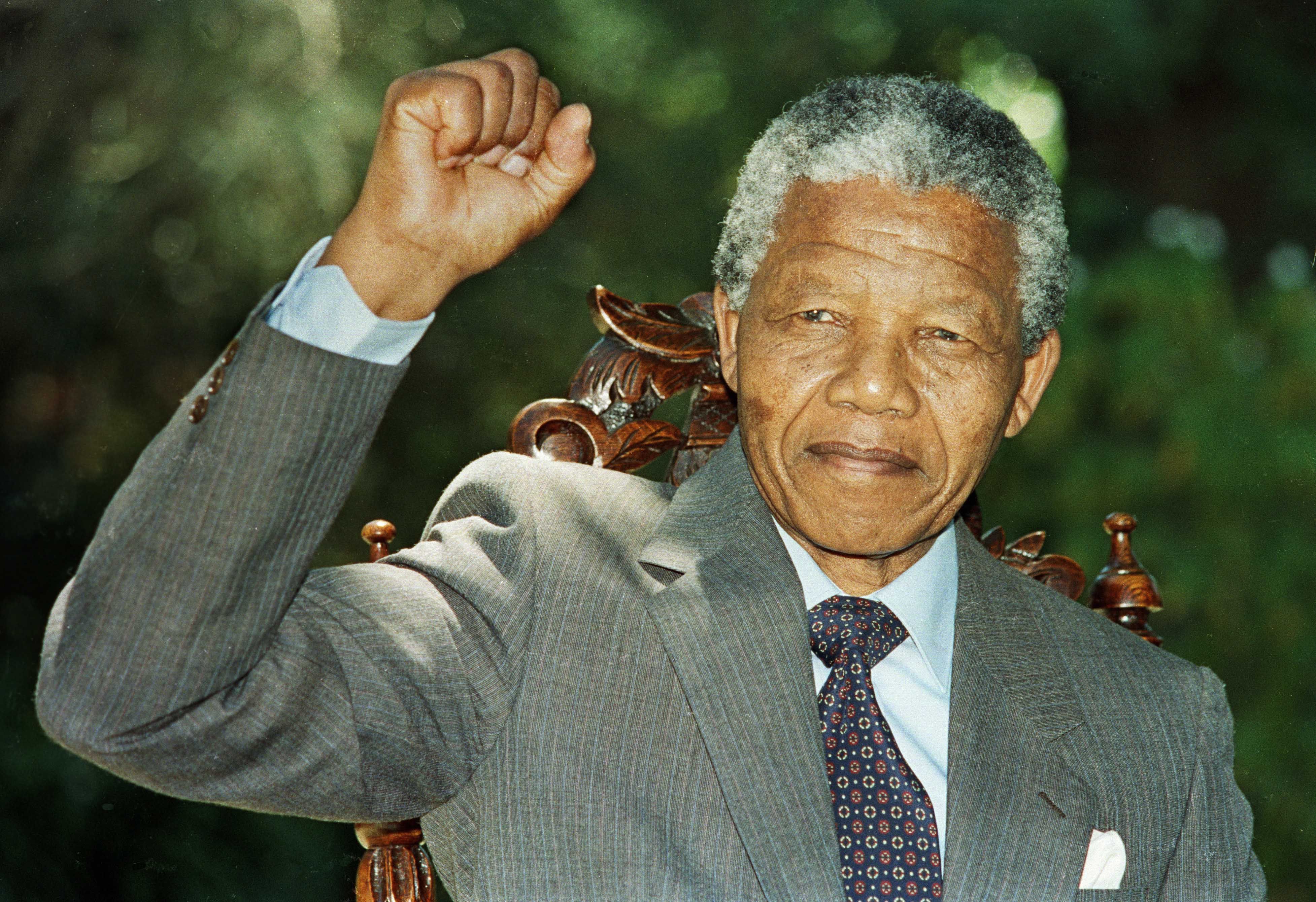 Nelson Mandela Wallpaper Image Photo Picture Background
