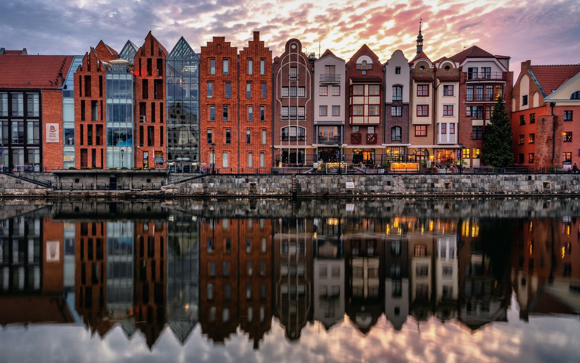 Wallpaper Gdansk, Poland, river, houses, water reflection