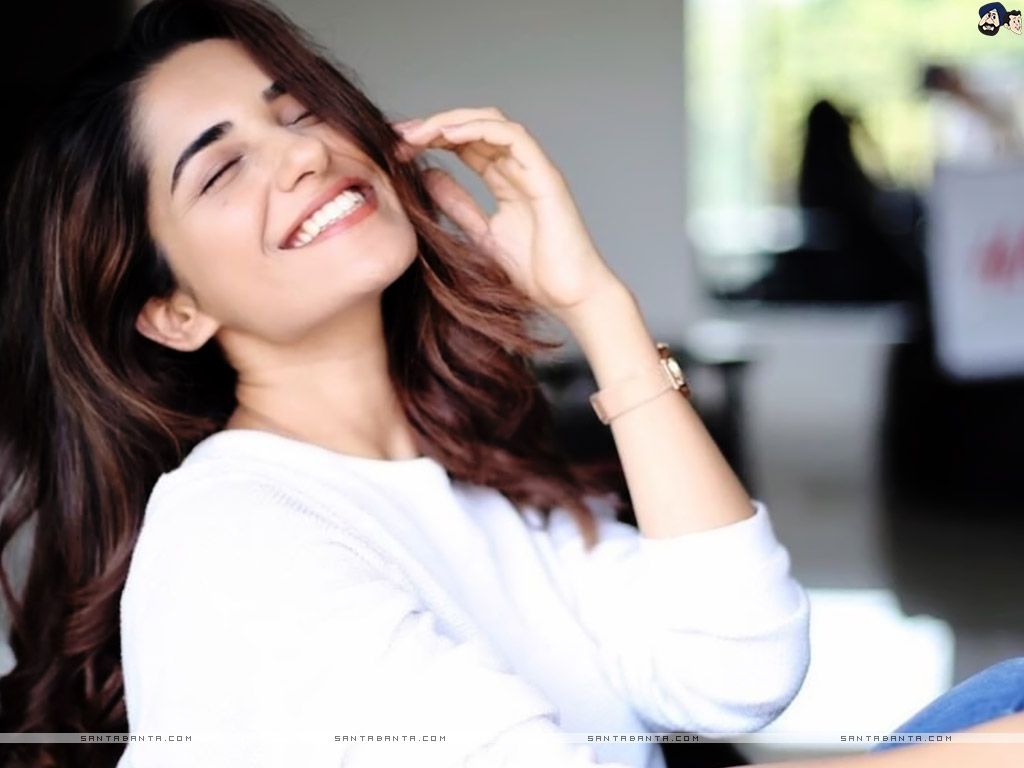 Hot Bollywood Heroines & Actresses HD Wallpaper I Indian Models