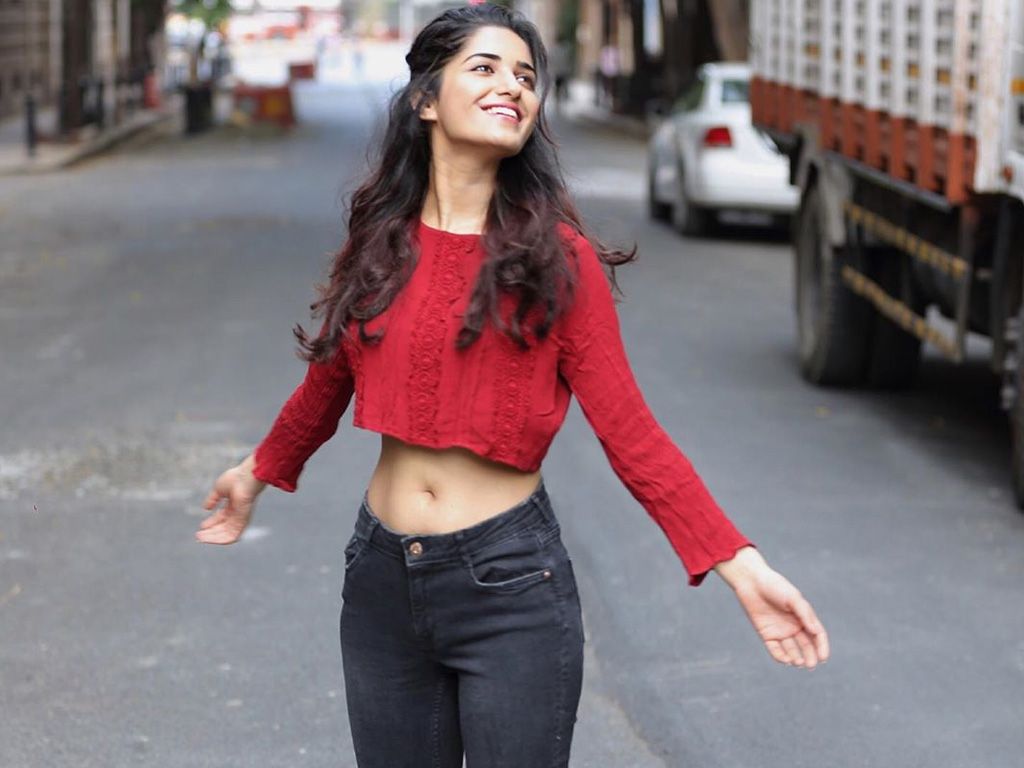 Ruhani Sharma HD Wallpaper. Latest Ruhani Sharma Wallpaper HD