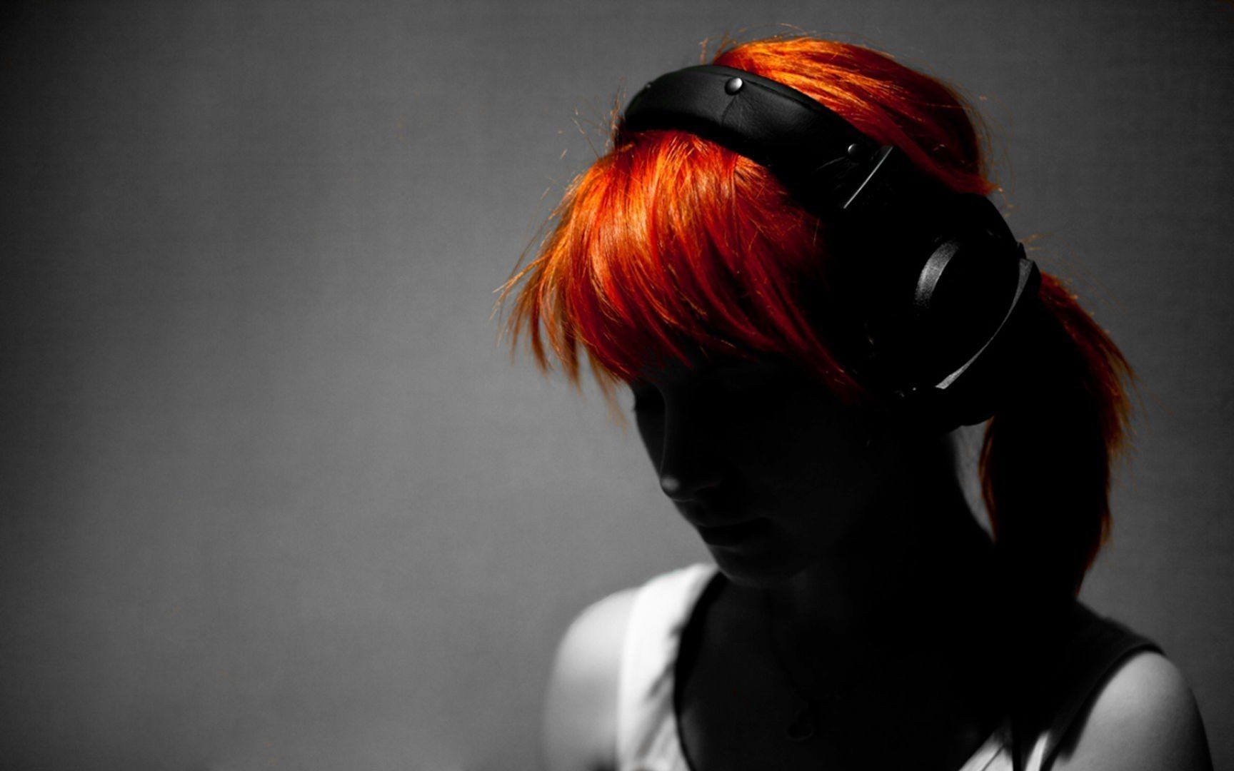 Hayley Williams HD Wallpaper / Desktop and Mobile Image & Photo