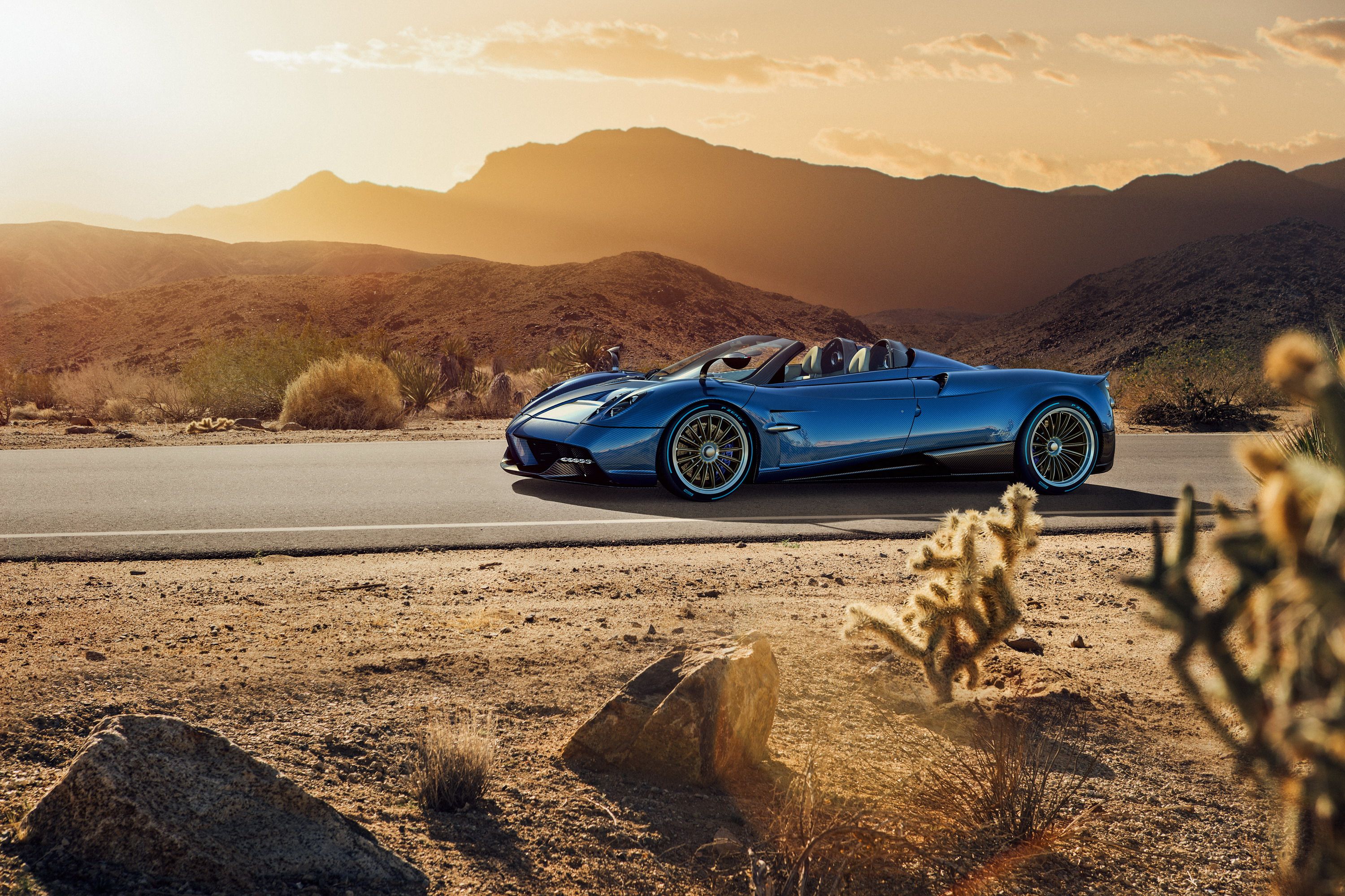 Wallpaper Of The Day: 2018 Pagani Huayra Roadster Picture, Photo