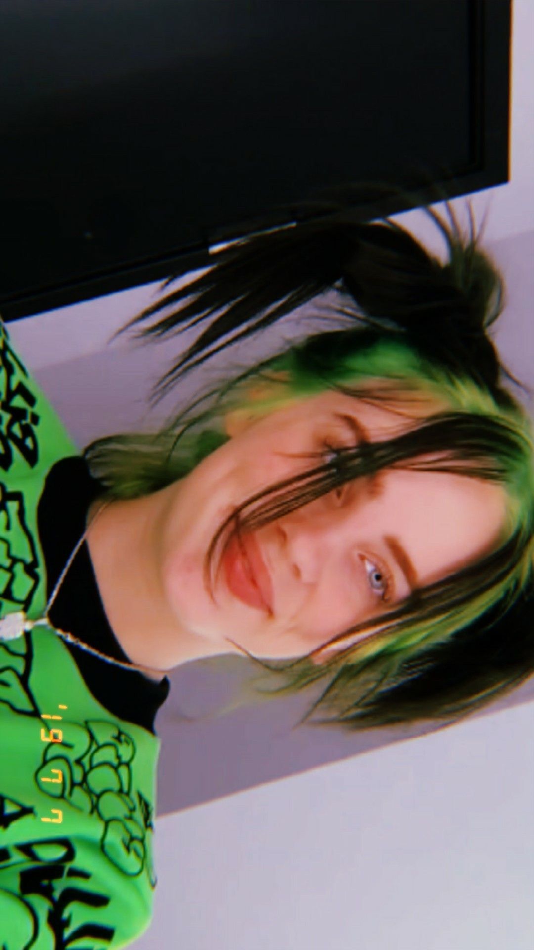 Billie Eilish Green Hair Wallpapers Wallpaper Cave