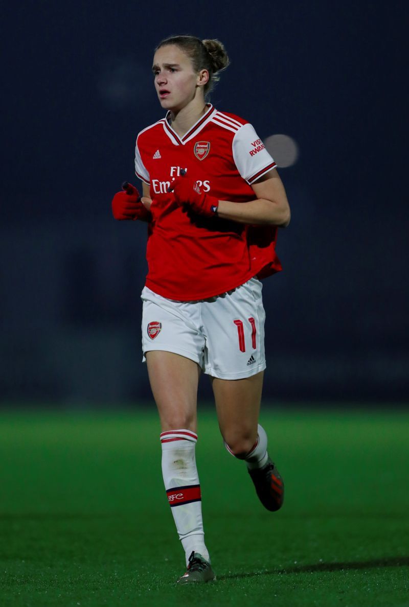 Miedema Scores Six As Gunners Storm To Record 11 1 WSL Victory