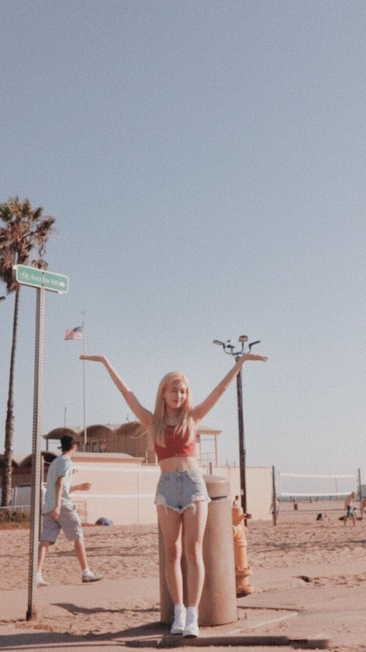 loona, kim lip, wallpaper
