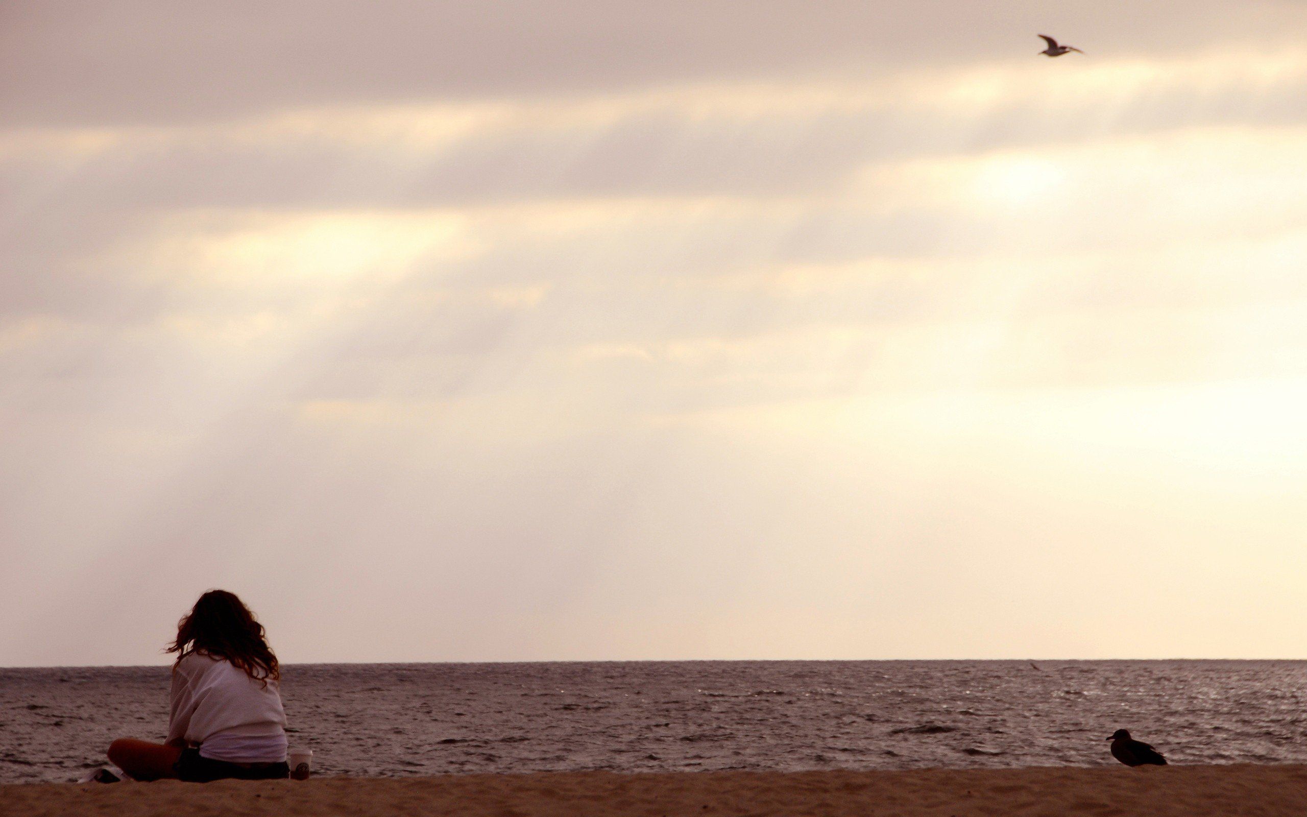 women, Lonely, Santa, Beaches Wallpaper HD / Desktop and Mobile