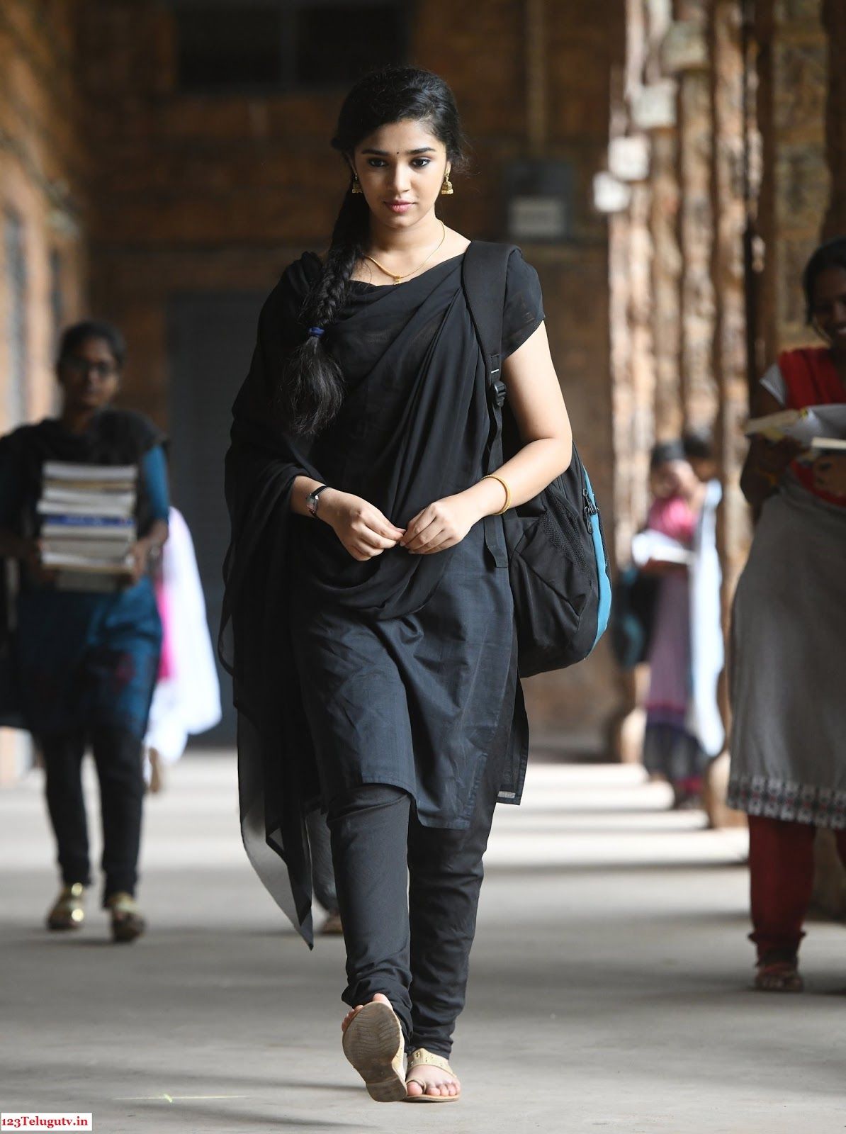 Uppena Movie Heroine Krithi Shetty Photo Shetty Image