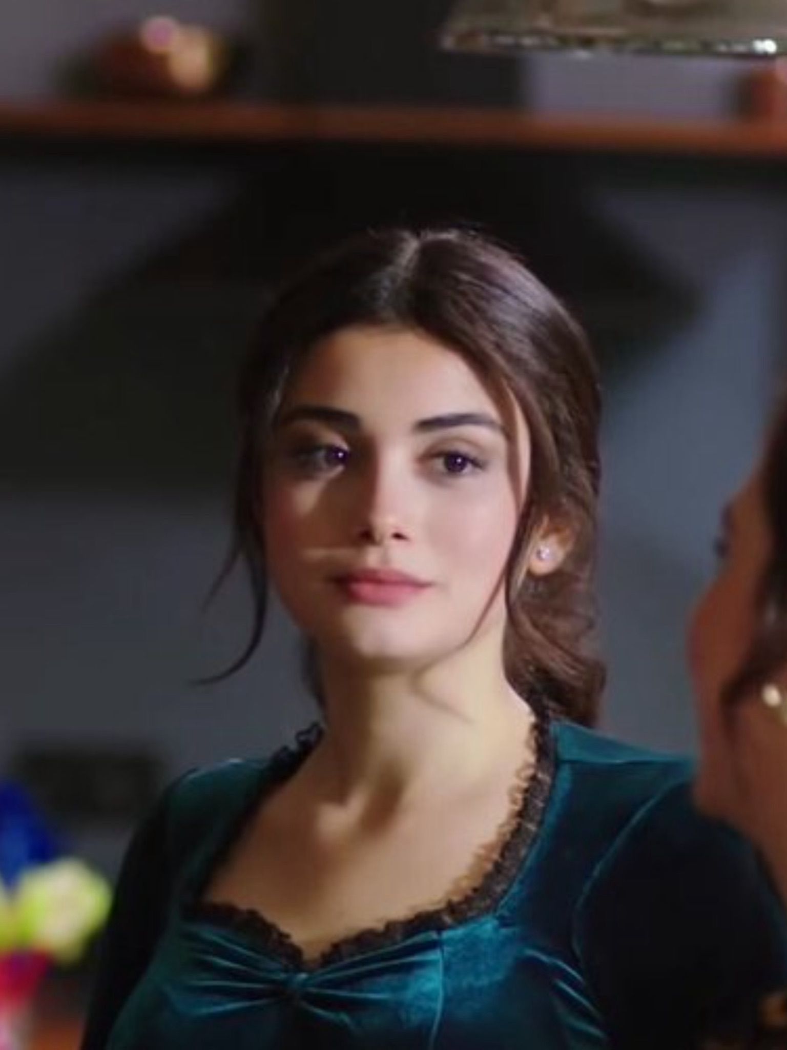 Özge Yağız Wallpapers Wallpaper Cave