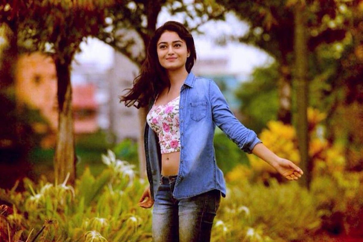 Tridha Choudhury Wallpaper HD Background Free Download
