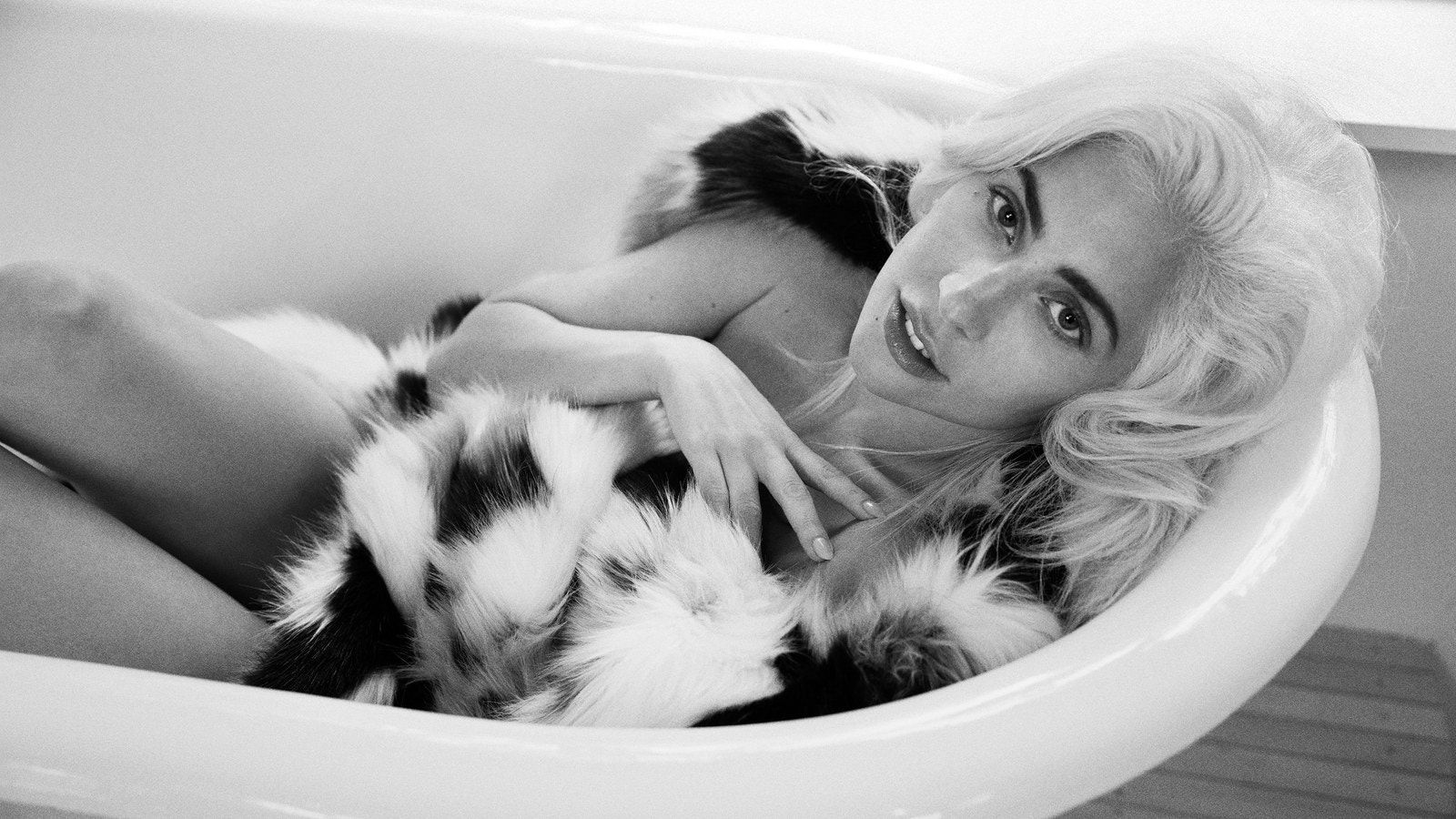 Photos: Lady Gaga Vogue Cover Photographed by Inez and Vinoodh