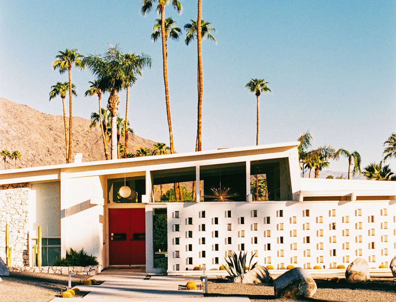 Palm Springs City Guide Shopping, Hotels & More