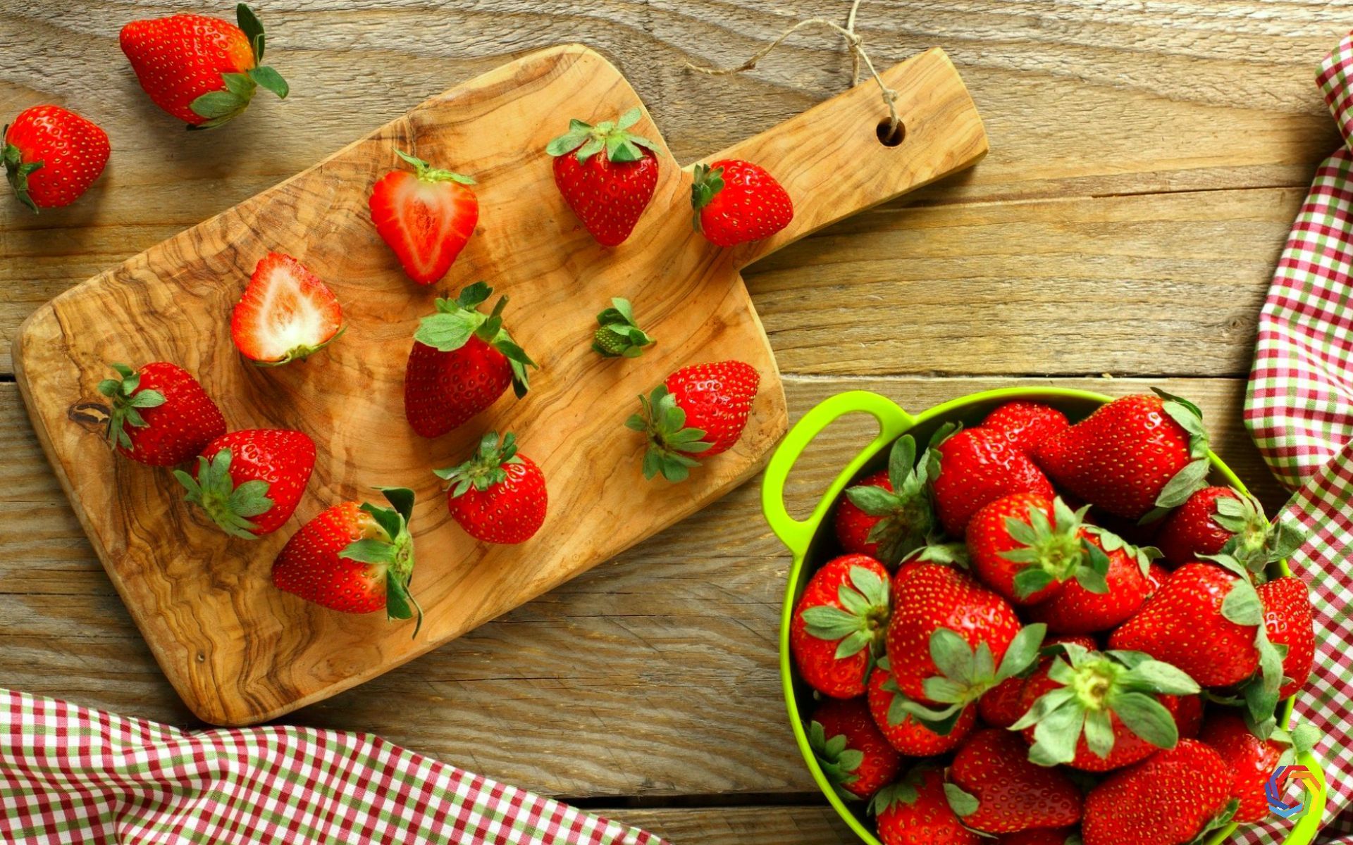 Download Hot Strawberry Food HD Wallpaper 4k HD Widescreen