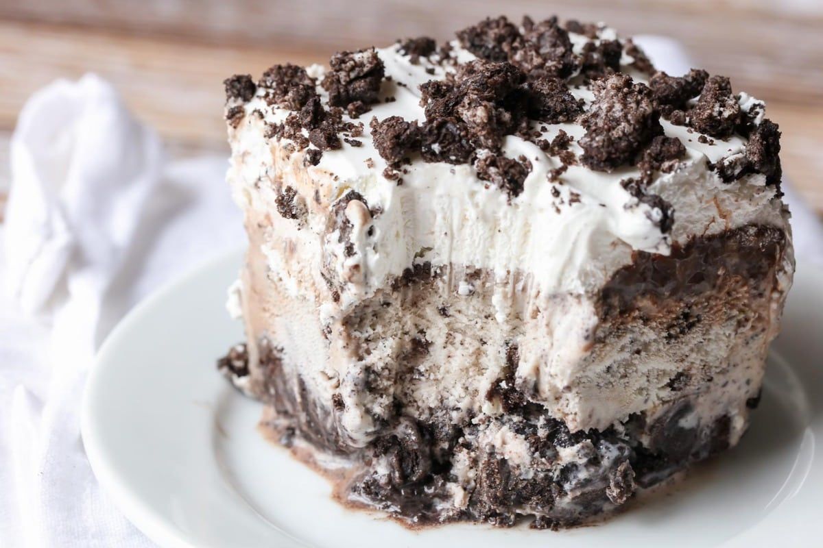 Oreo Ice Cream Cake 5 Ingredients!. Lil' Luna