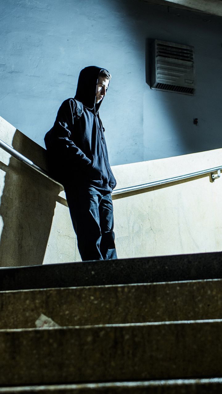 Alan Walker Apple IPhone 5 (640x1136) Wallpaper