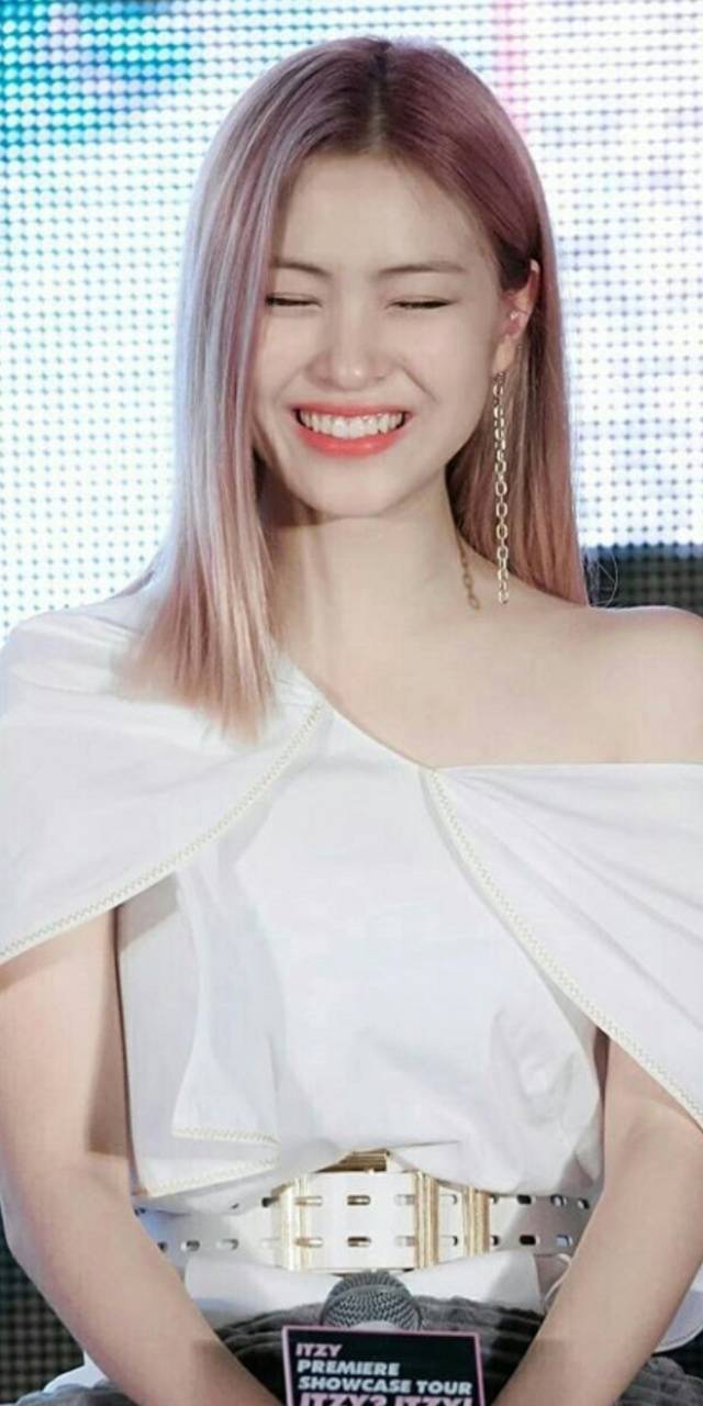 Ryujin Itzy wallpaper