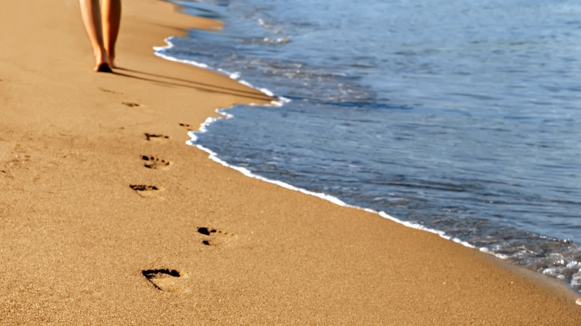 Footprints In The Sand HD Wallpapers - Wallpaper Cave
