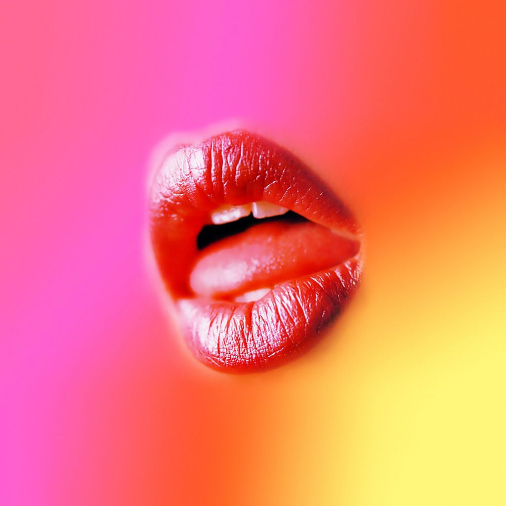 Free download Wallpaper Kissing Lips [1024x1024] for your Desktop