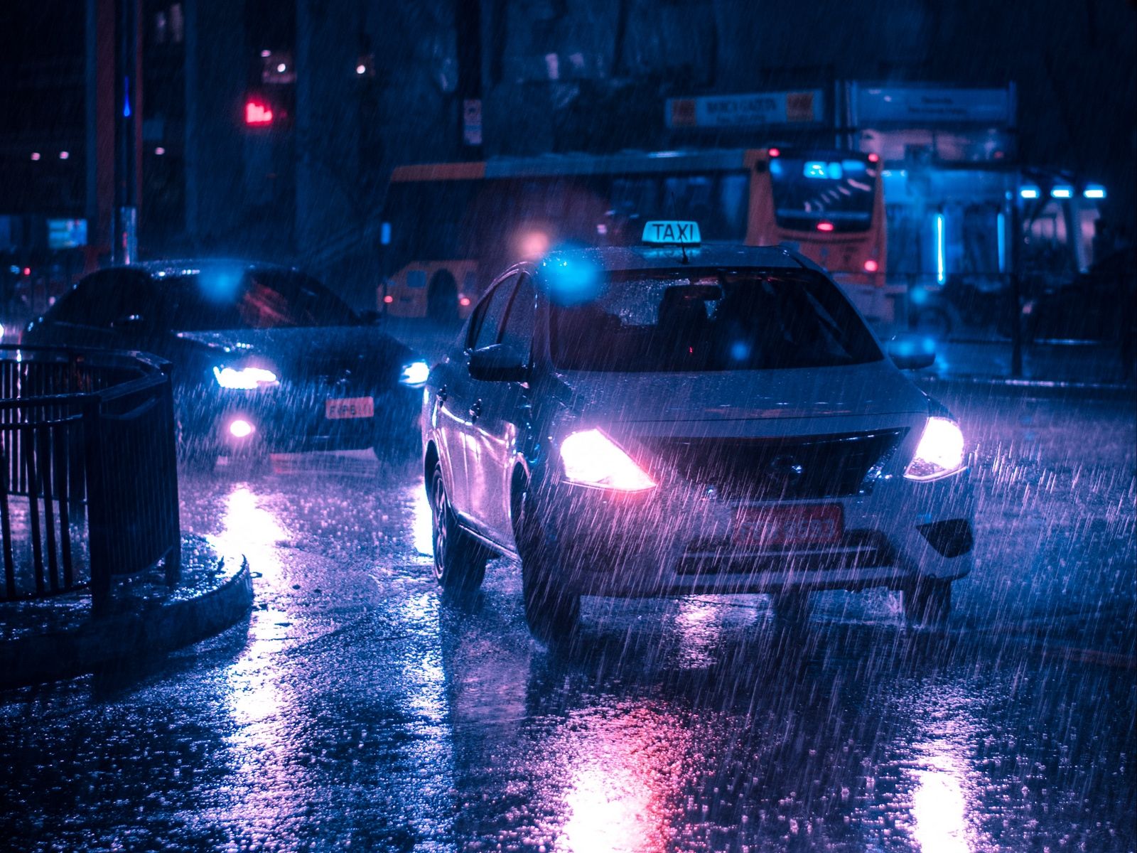 Download wallpaper 1600x1200 taxi, car, rain, night city, street