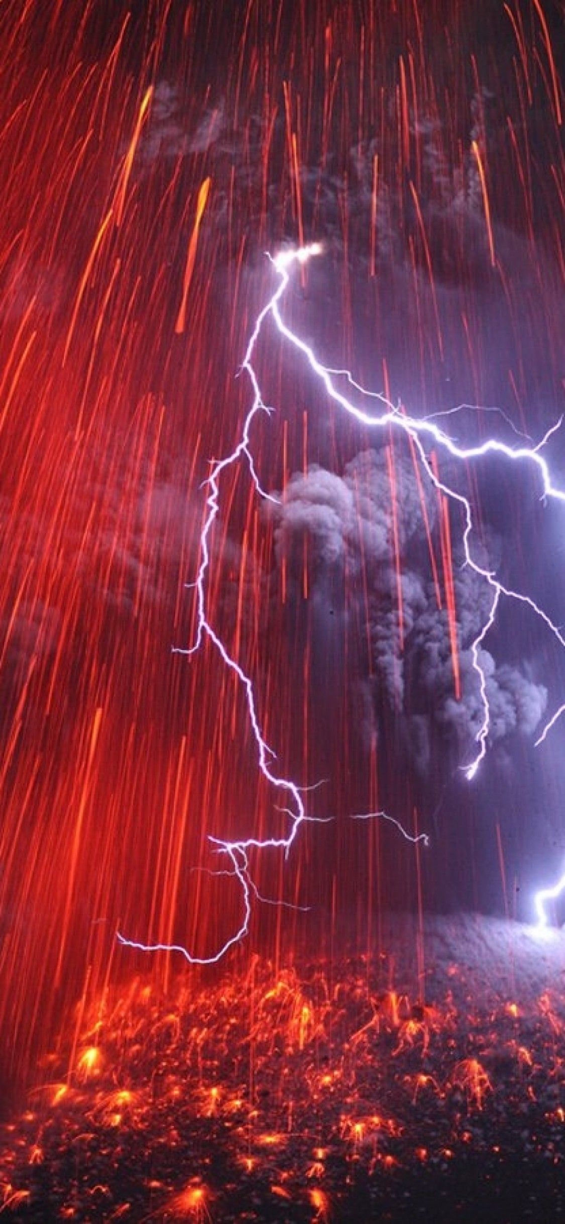 Volcano, Lightning Lightning Wallpaper HD iPhone