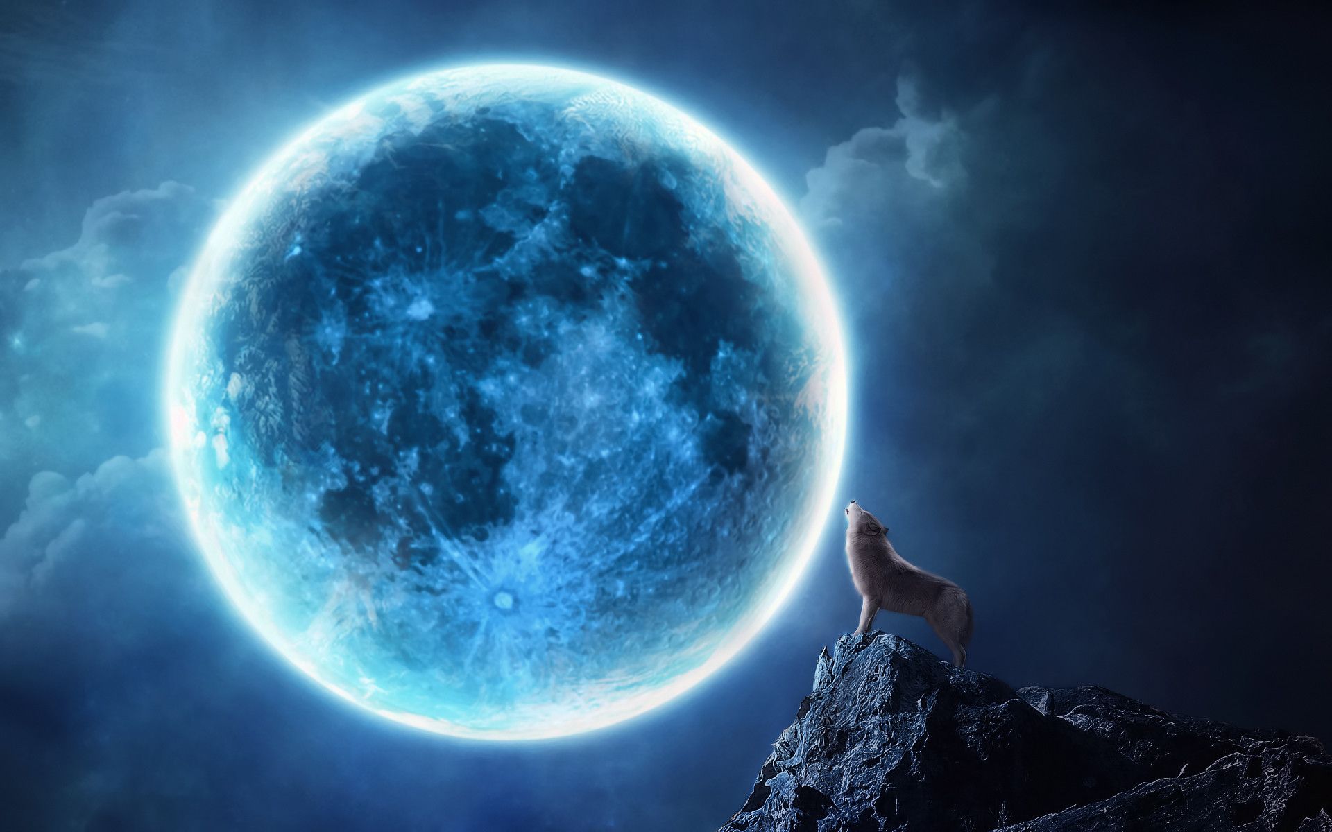 Wolf Howling at the Red Moon Wallpaper