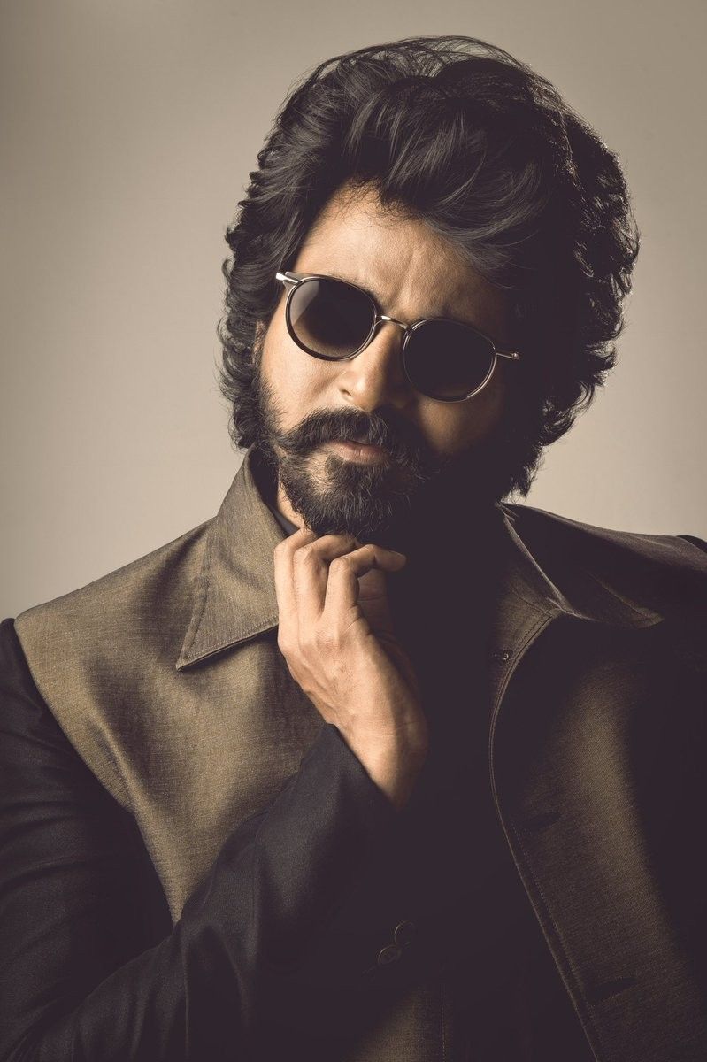 Siva karthikeyan. Sivakarthikeyan wallpaper, Actors image