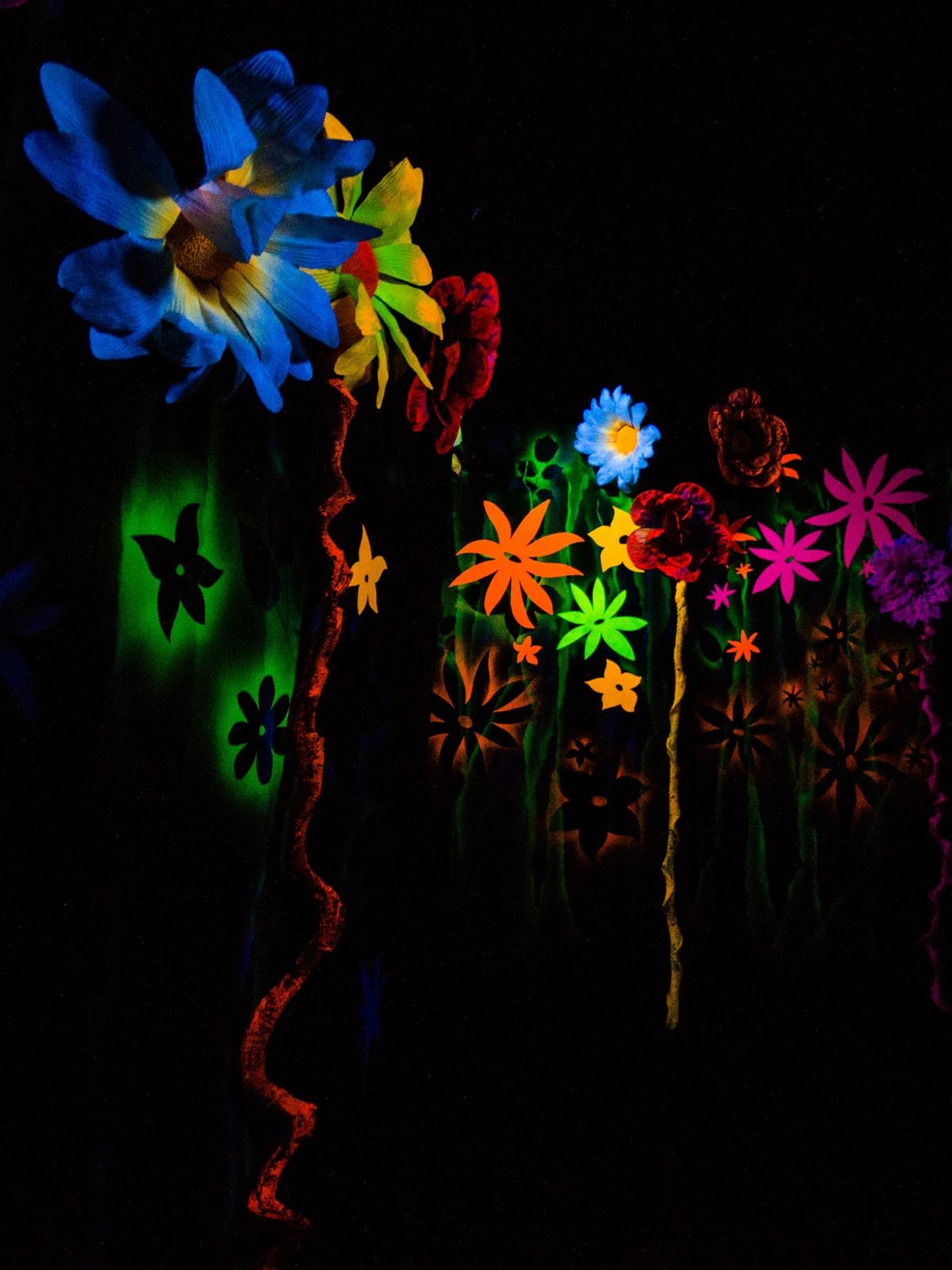 Art Flowers Dark Colorful Mobile Wallpaper